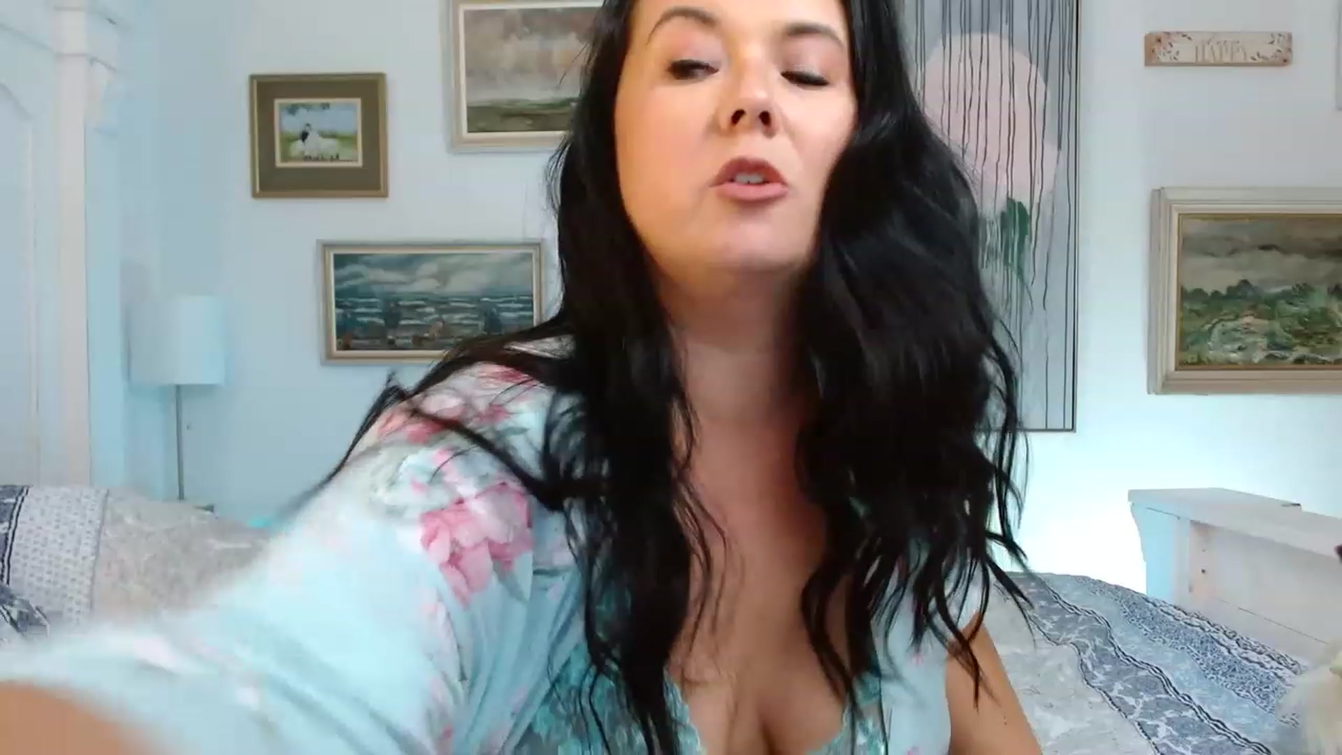 Gallery image thumbnail from EmilyIvy's myfreecams stream on, 06/15/2023, 03:12 image 5 of 20