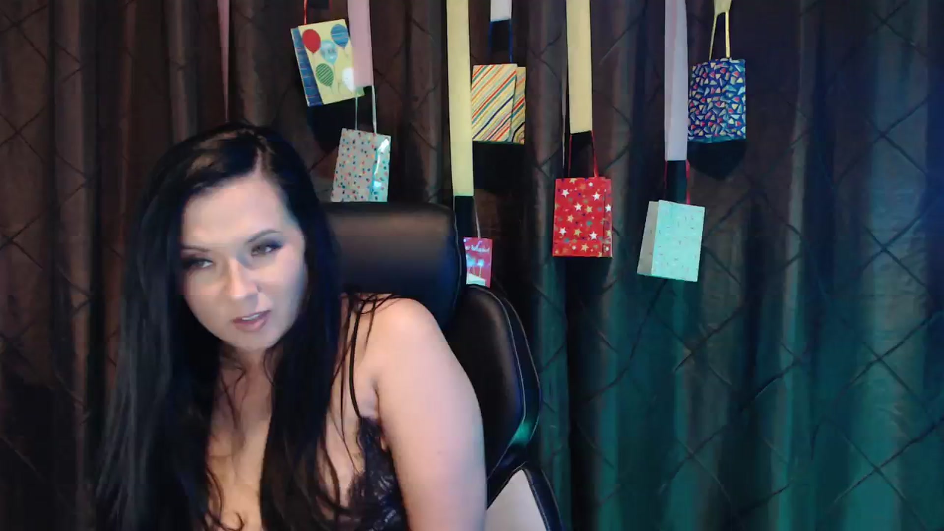 Gallery image thumbnail from EmilyIvy's myfreecams stream on, 10/03/2023, 04:12 image 1 of 20