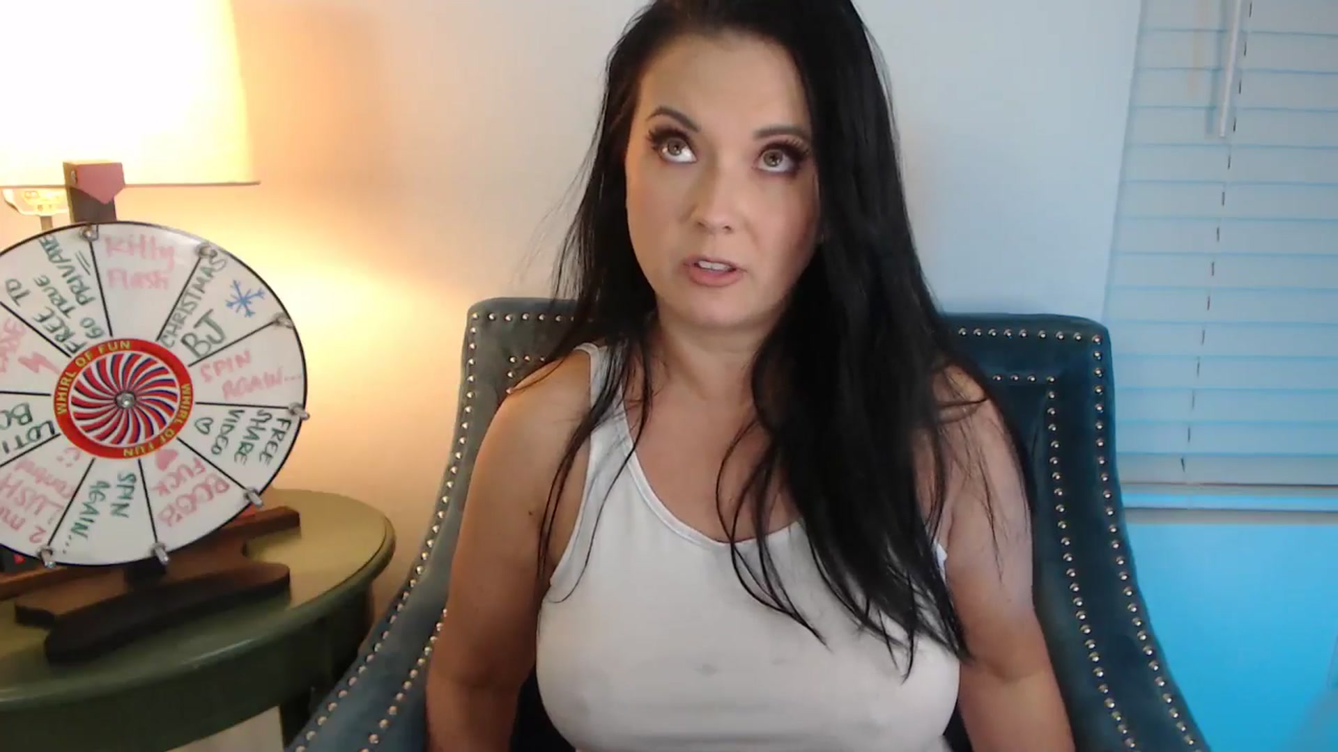 Gallery image thumbnail from EmilyIvy's myfreecams stream on, 12/28/2024, 04:58 image 17 of 20