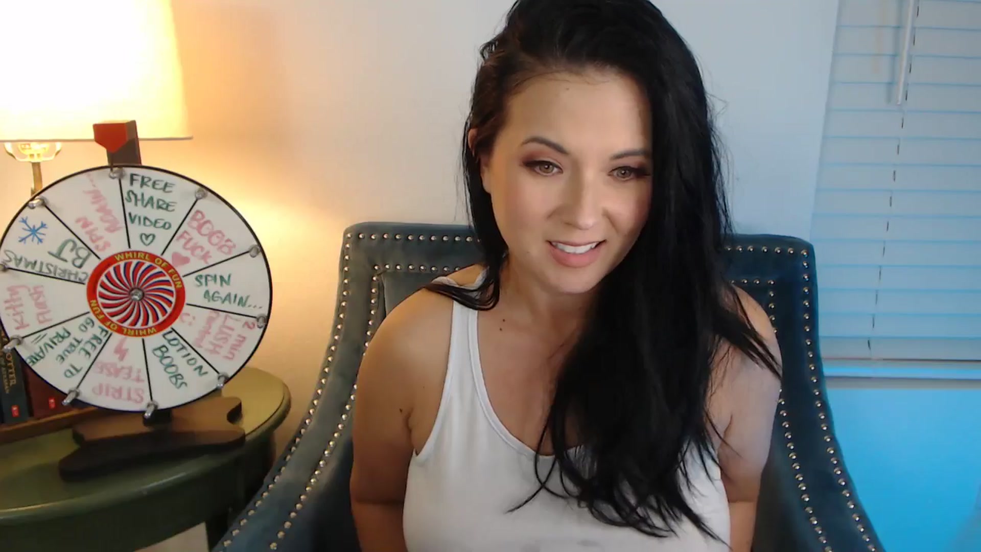 Gallery image thumbnail from EmilyIvy's myfreecams stream on, 12/28/2024, 04:58 image 6 of 20
