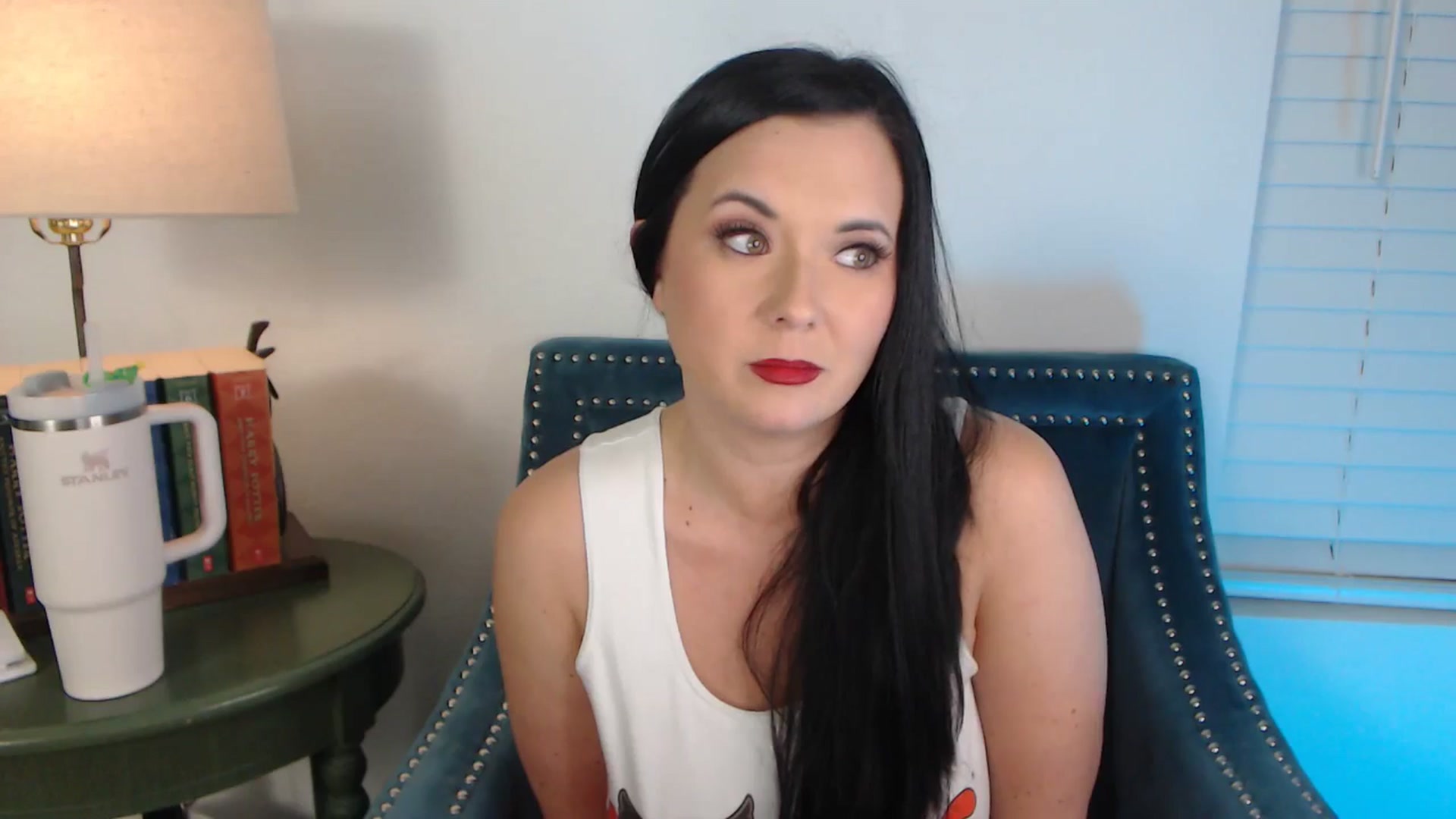 Gallery image thumbnail from EmilyIvy's myfreecams stream on, 12/29/2024, 04:15 image 10 of 20