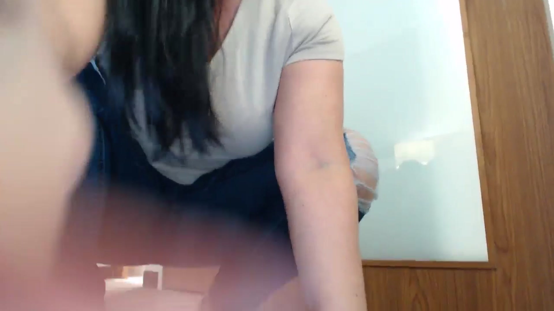 Gallery image thumbnail from EmilyIvy's myfreecams stream on, 01/25/2025, 21:51 image 19 of 20