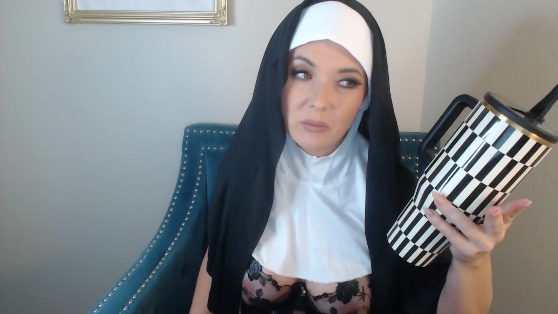 Gallery image thumbnail from EmilyIvy's myfreecams stream on, 10/31/2025, 17:48 image 19 of 20