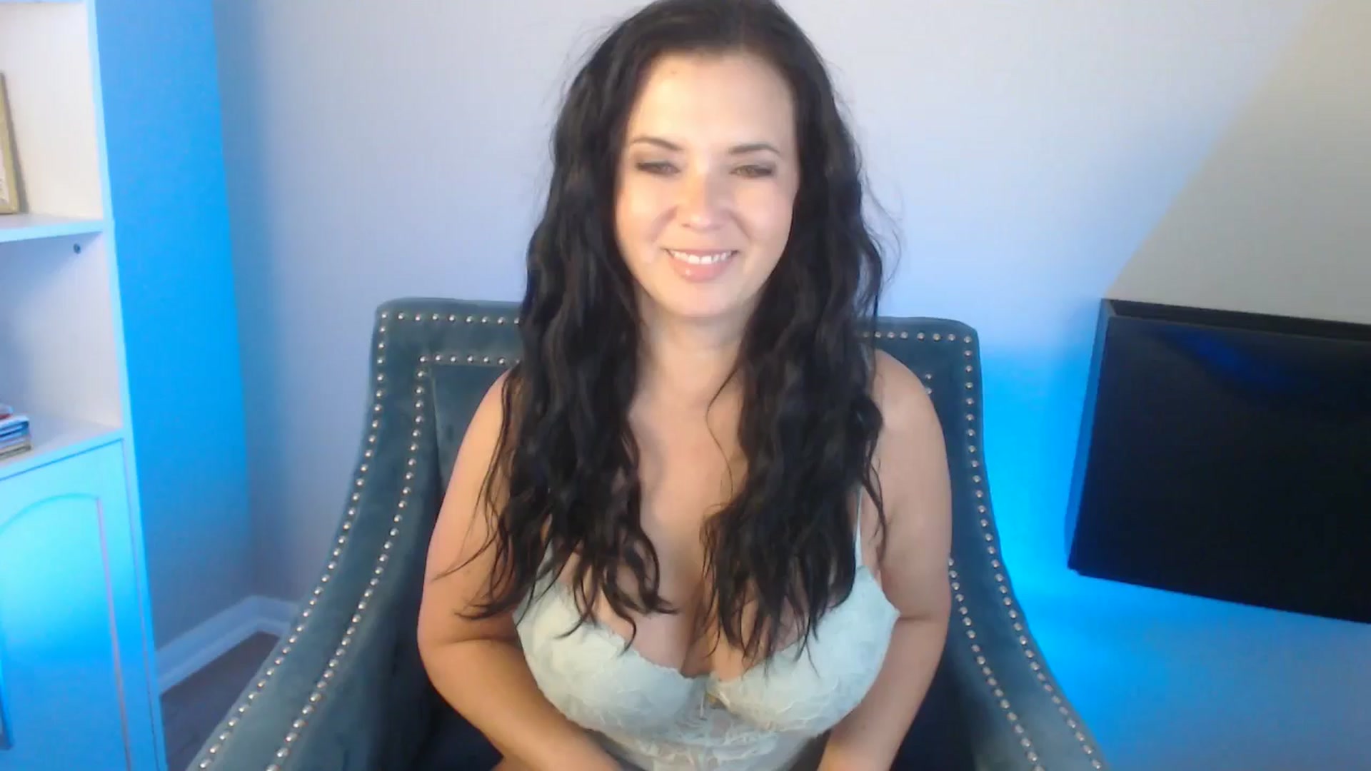 Gallery image thumbnail from EmilyIvy's myfreecams stream on, 05/07/2026, 16:42 image 17 of 20