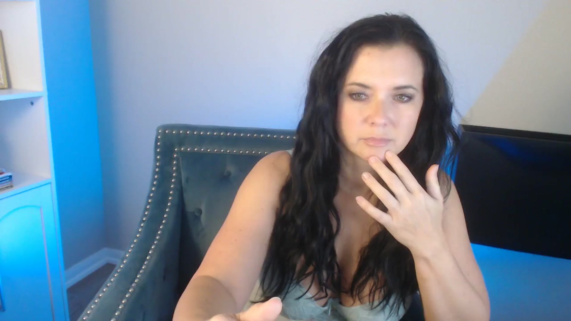 Gallery image thumbnail from EmilyIvy's myfreecams stream on, 05/07/2026, 16:42 image 20 of 20