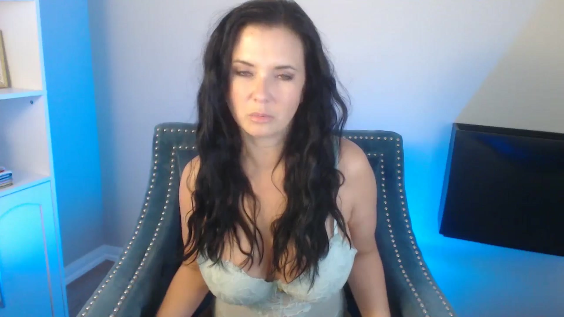 Gallery image thumbnail from EmilyIvy's myfreecams stream on, 05/07/2026, 16:42 image 13 of 20