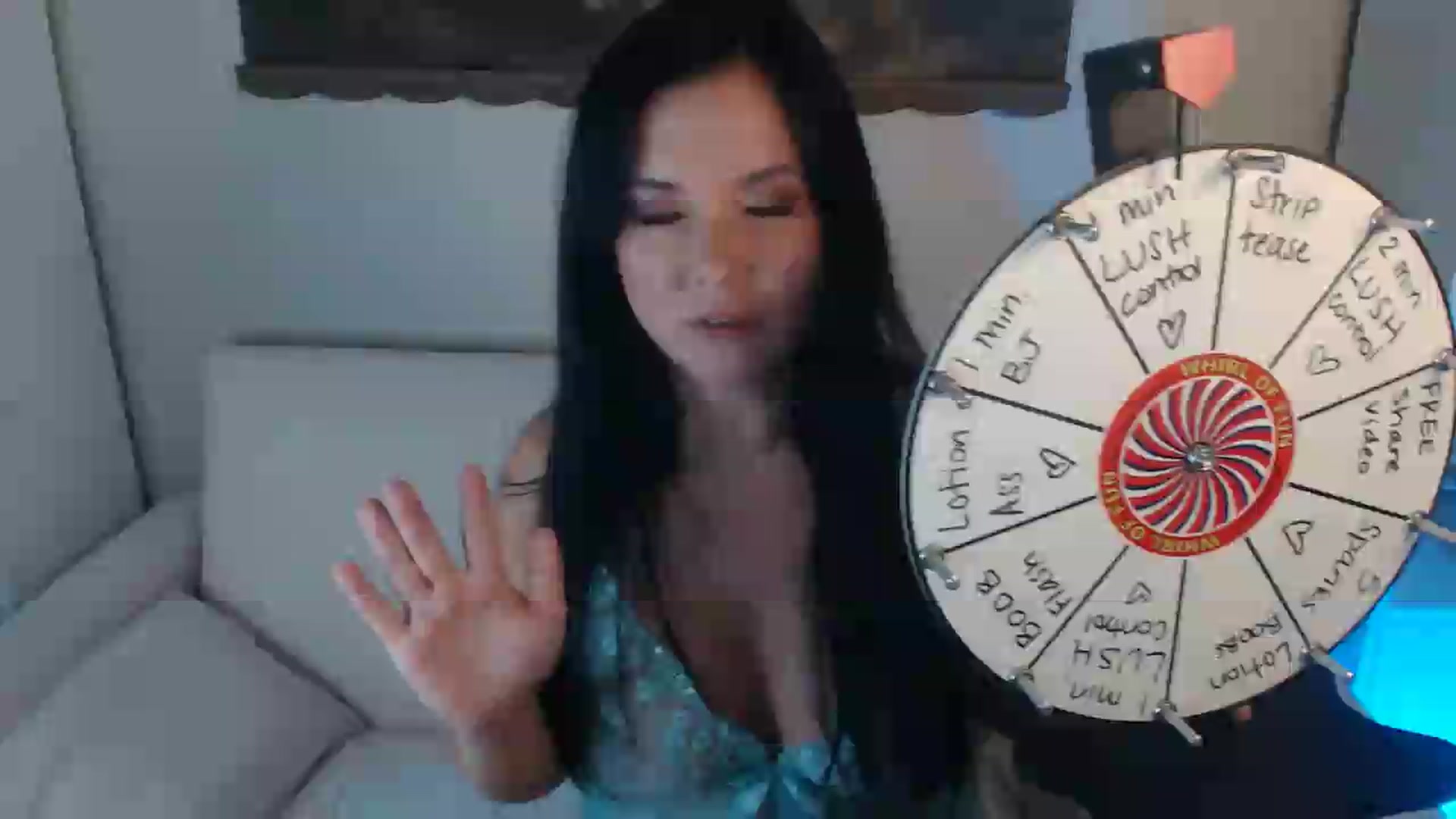 Gallery image thumbnail from EmilyIvy's myfreecams stream on, 07/29/2026, 17:03 image 13 of 20