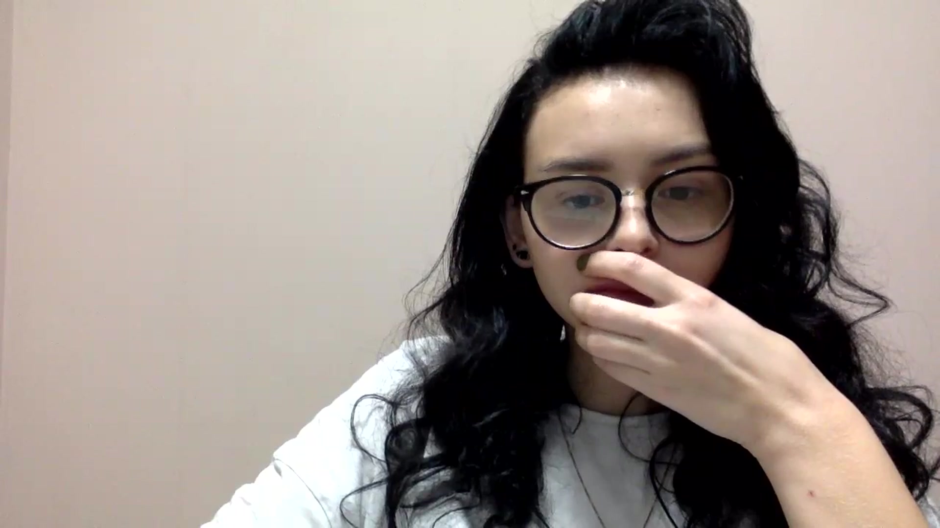 Gallery image thumbnail from EmilyJones's myfreecams stream on, 11/27/2024, 14:22 image 16 of 20