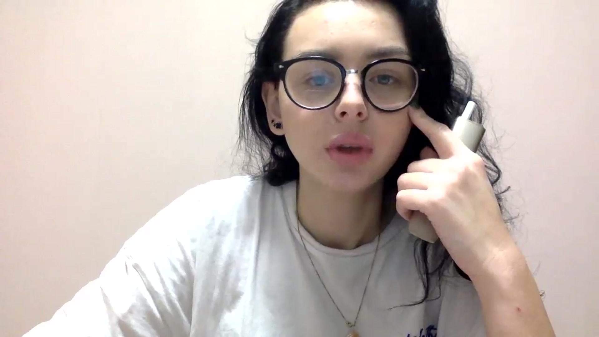 Gallery image thumbnail from EmilyJones's myfreecams stream on, 11/27/2024, 14:22 image 6 of 20