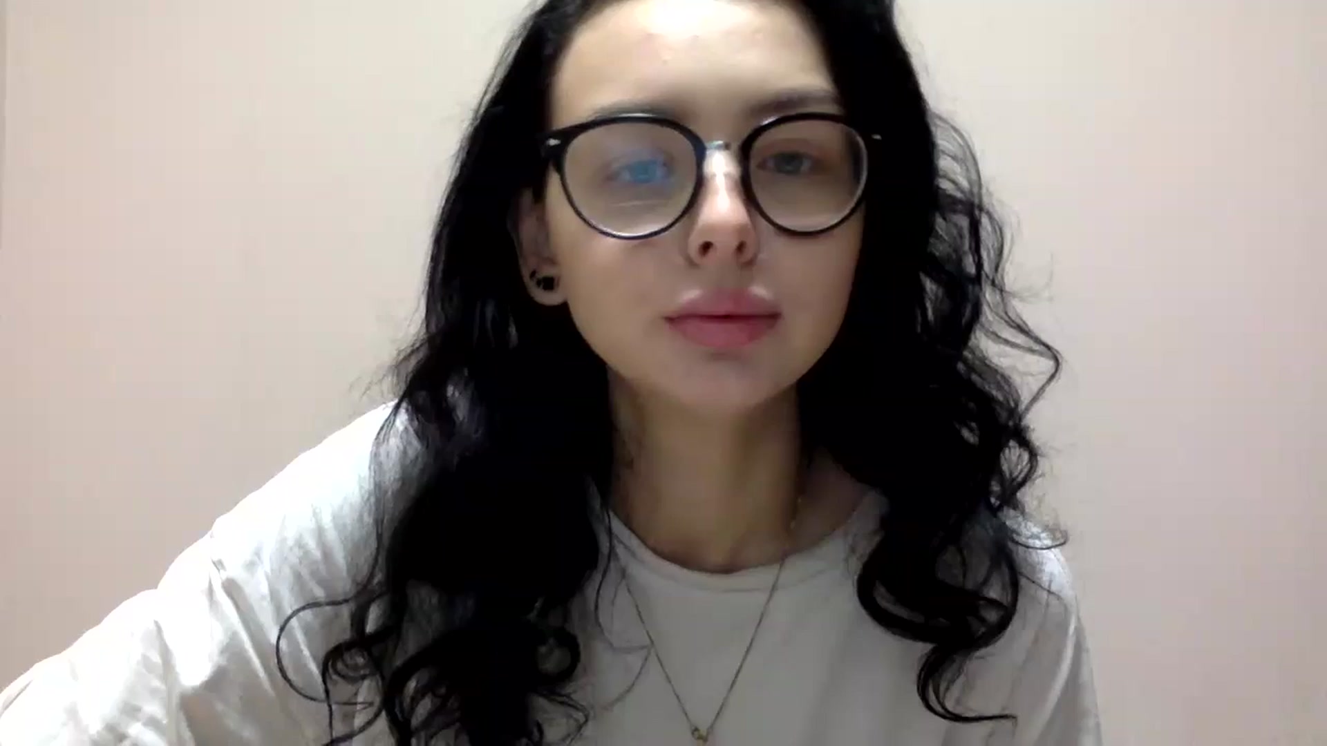 Gallery image thumbnail from EmilyJones's myfreecams stream on, 11/27/2024, 14:22 image 7 of 20