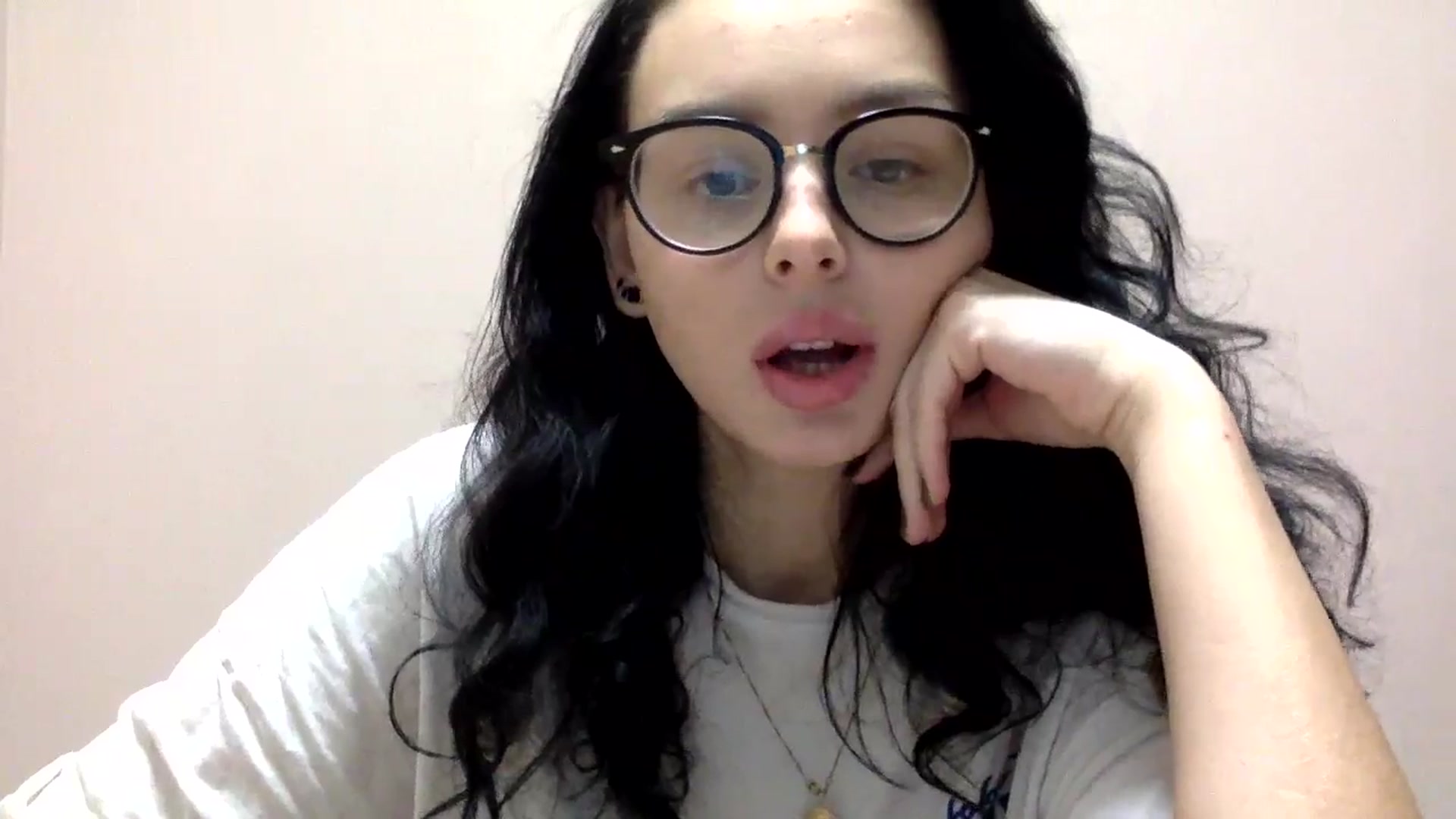 Gallery image thumbnail from EmilyJones's myfreecams stream on, 11/27/2024, 14:22 image 9 of 20