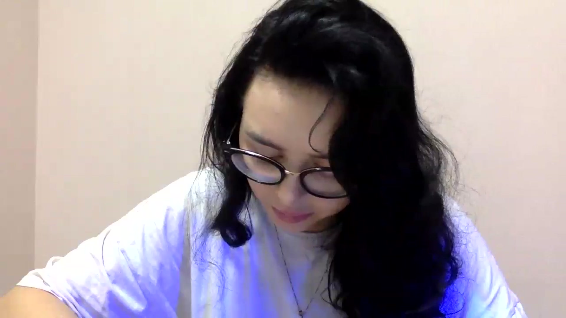 Gallery image thumbnail from EmilyJones's myfreecams stream on, 11/27/2024, 14:54 image 15 of 20