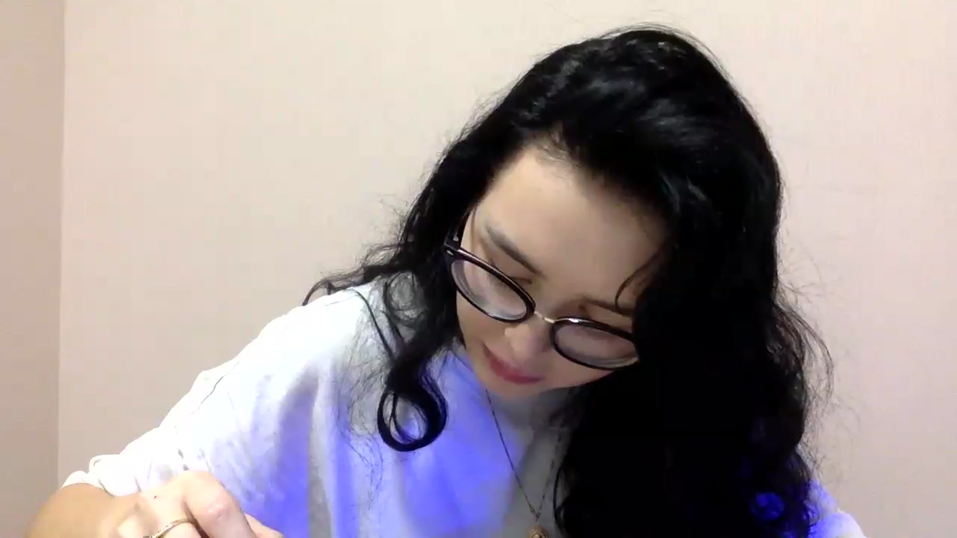 Gallery image thumbnail from EmilyJones's myfreecams stream on, 11/27/2024, 14:54 image 18 of 20