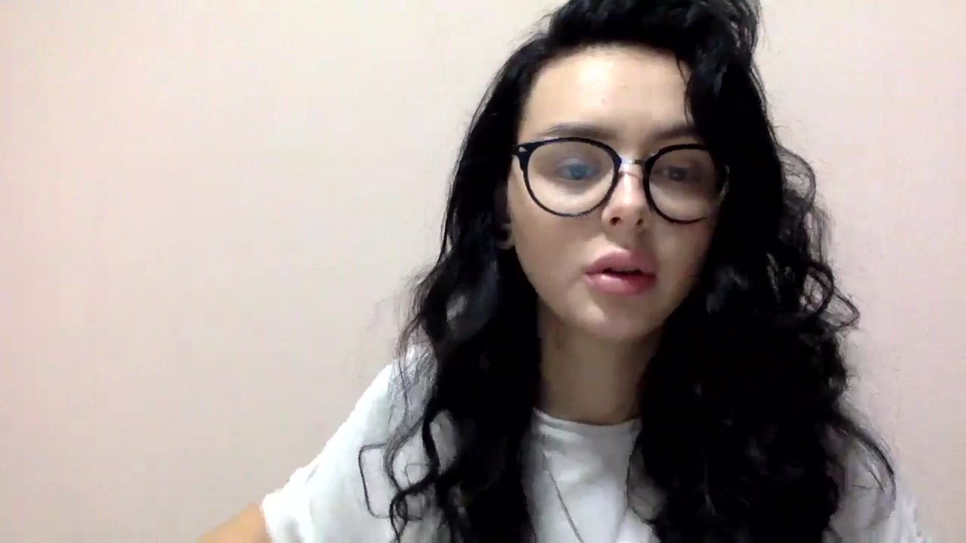 Gallery image thumbnail from EmilyJones's myfreecams stream on, 11/27/2024, 14:54 image 6 of 20