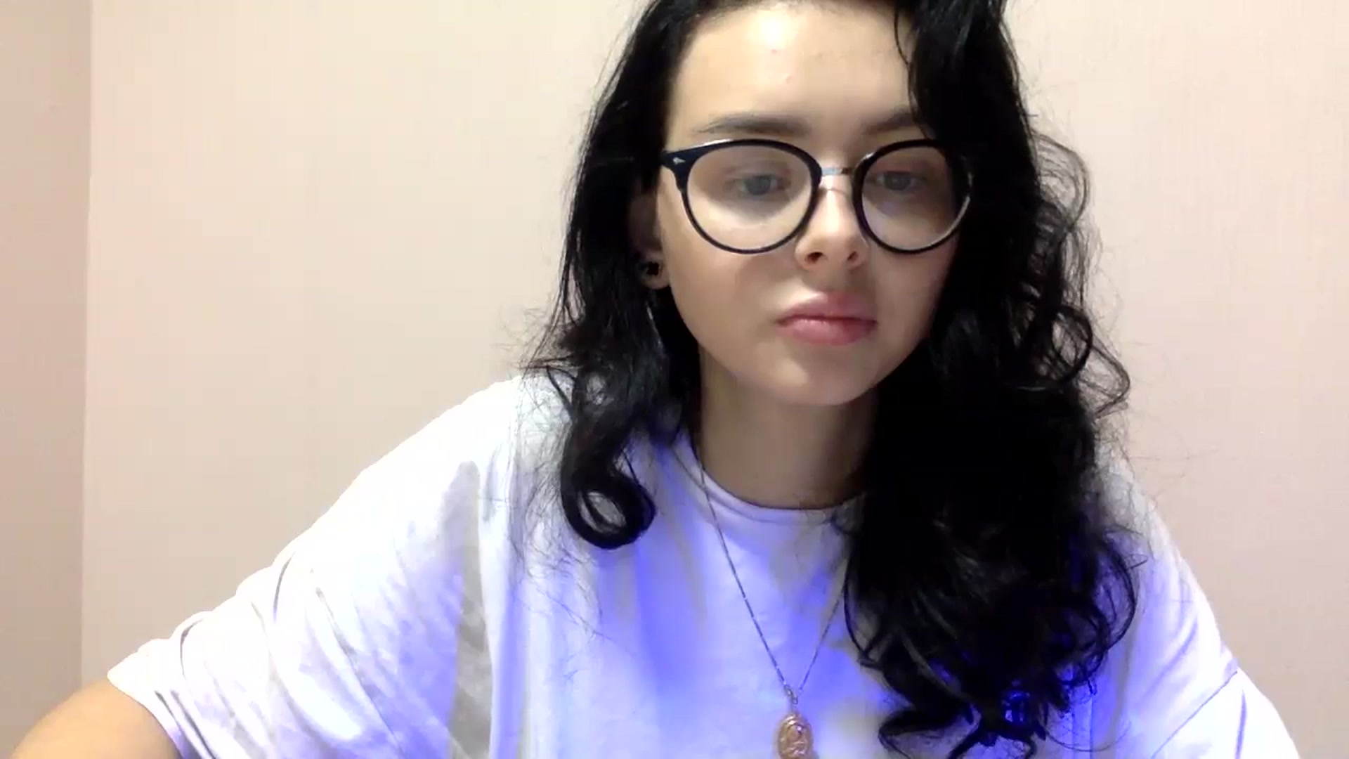 Gallery image thumbnail from EmilyJones's myfreecams stream on, 11/27/2024, 14:54 image 14 of 20