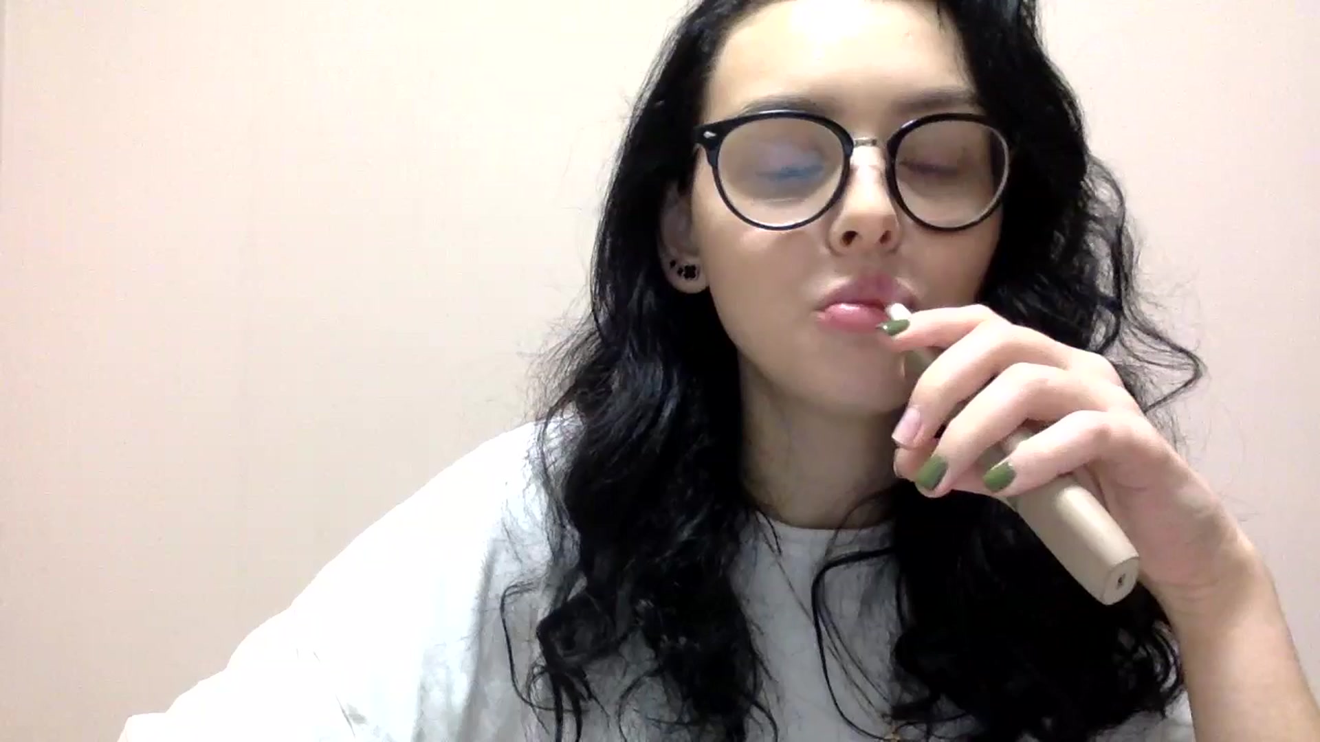 Gallery image thumbnail from EmilyJones's myfreecams stream on, 11/27/2024, 14:54 image 1 of 20