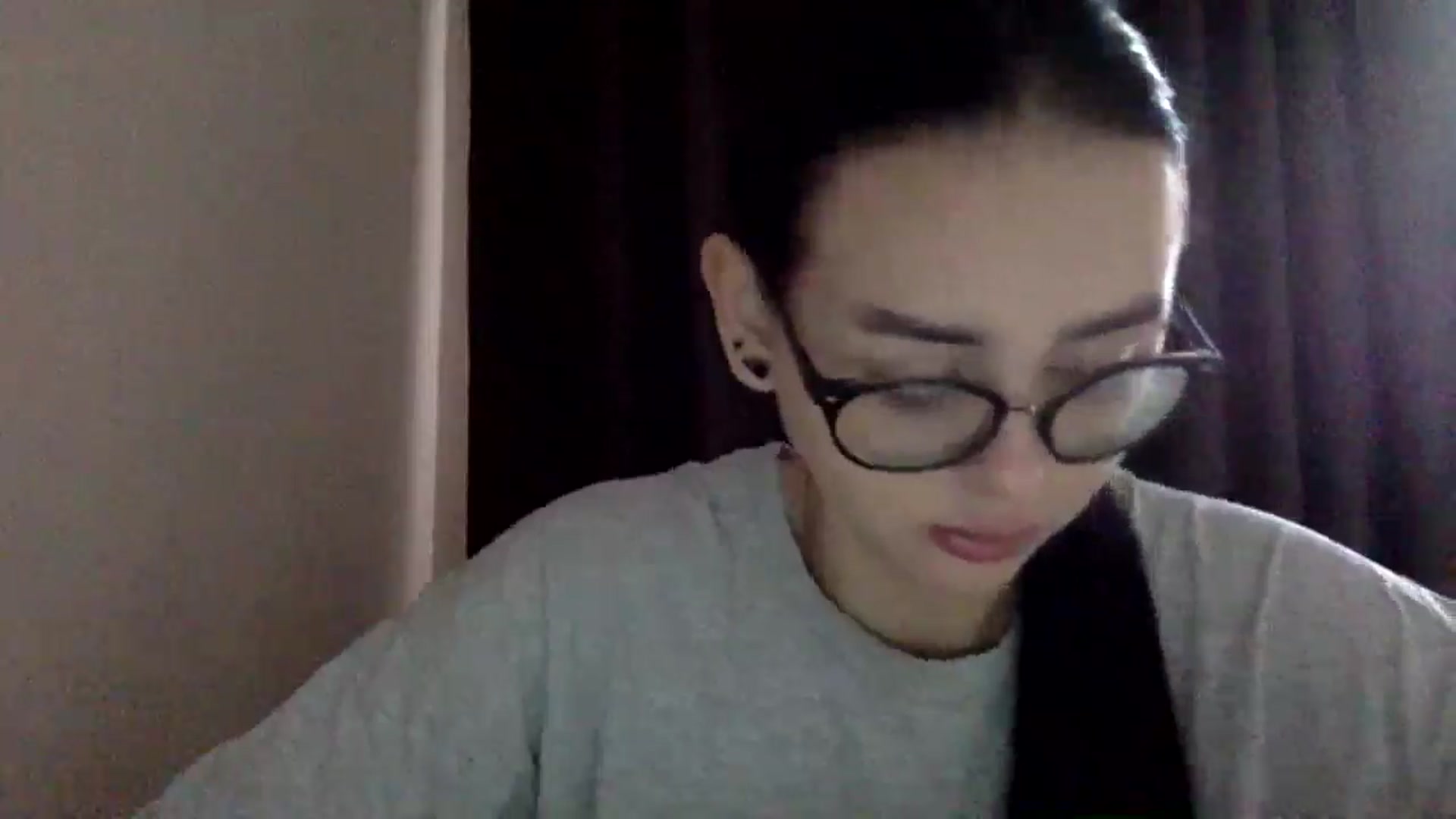 Gallery image thumbnail from EmilyJones's myfreecams stream on, 12/23/2024, 13:41 image 3 of 20