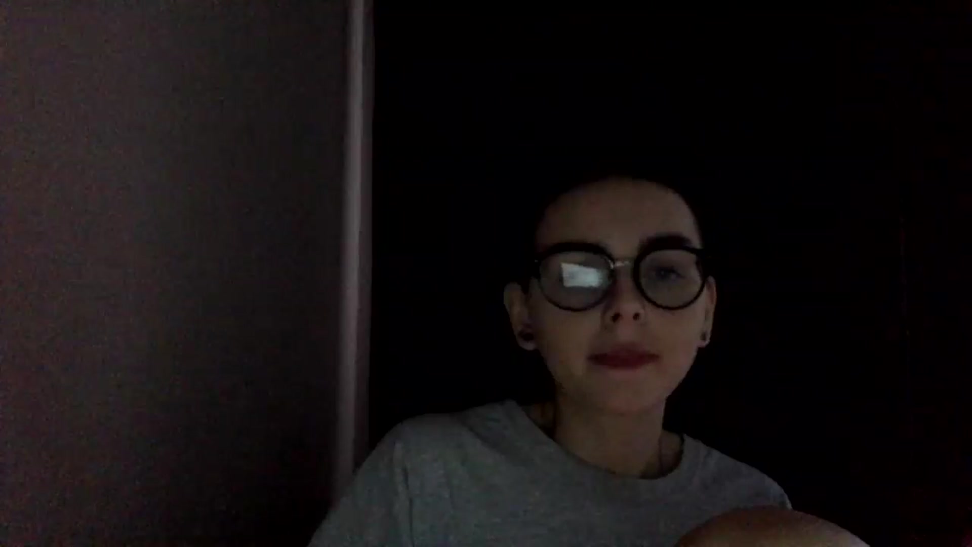 Gallery image thumbnail from EmilyJones's myfreecams stream on, 12/23/2024, 13:41 image 19 of 20