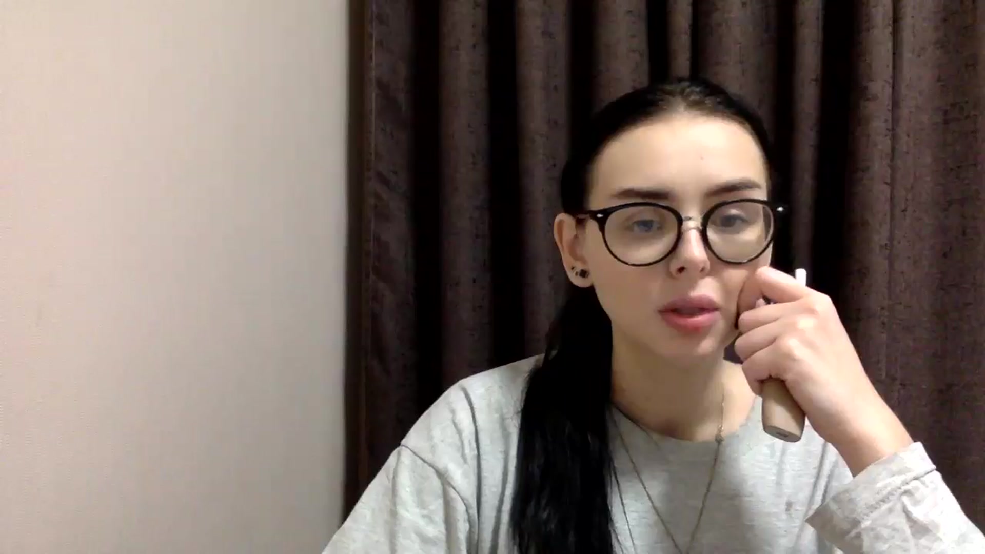 Gallery image thumbnail from EmilyJones's myfreecams stream on, 12/23/2024, 14:46 image 15 of 20