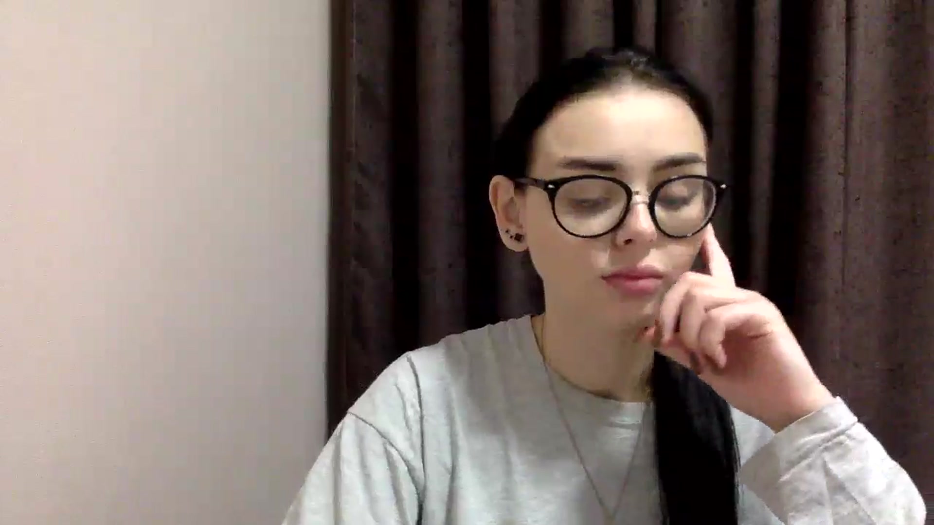 Gallery image thumbnail from EmilyJones's myfreecams stream on, 12/23/2024, 14:46 image 6 of 20