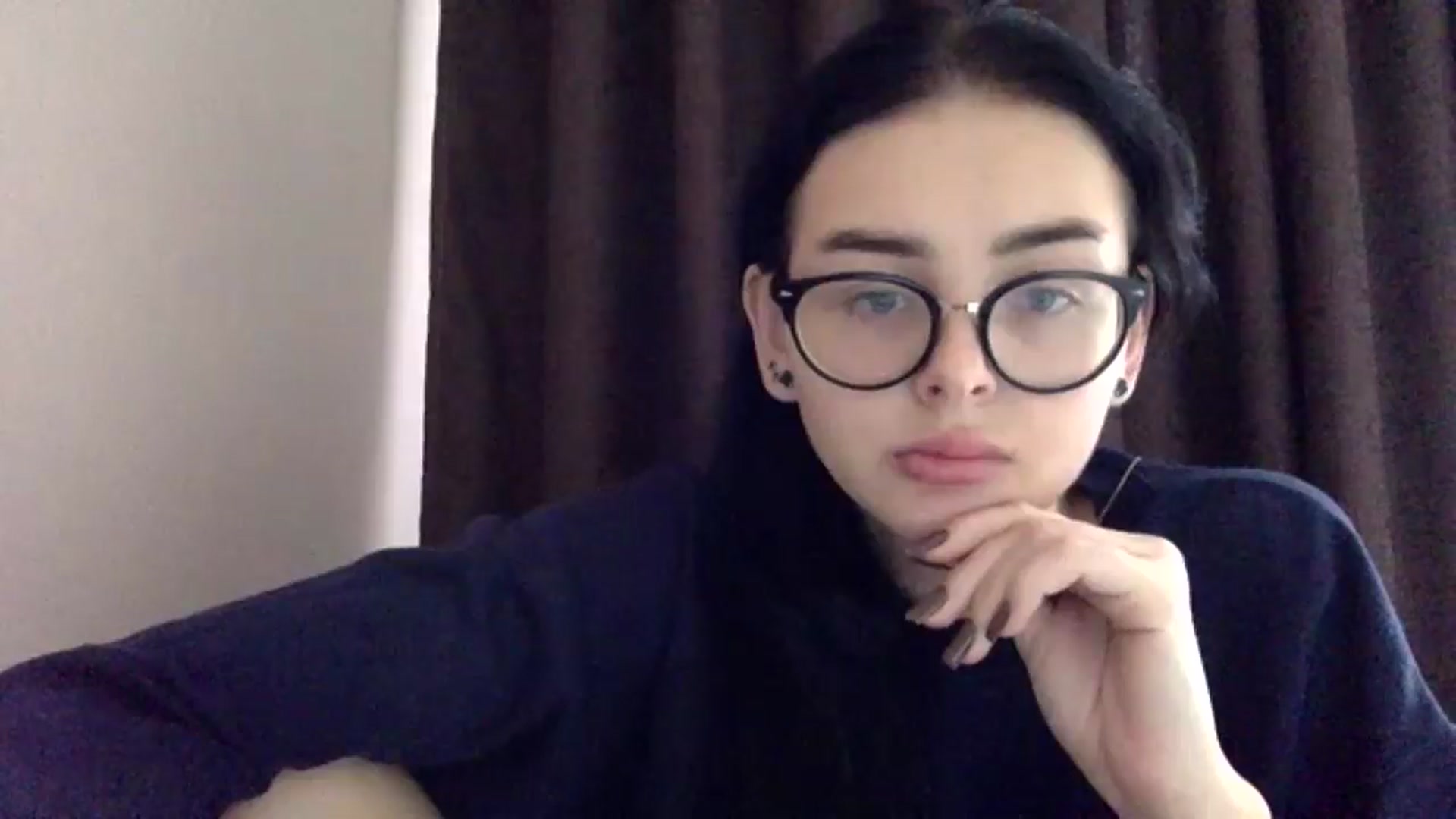 Gallery image thumbnail from EmilyJones's myfreecams stream on, 12/24/2024, 13:11 image 12 of 20