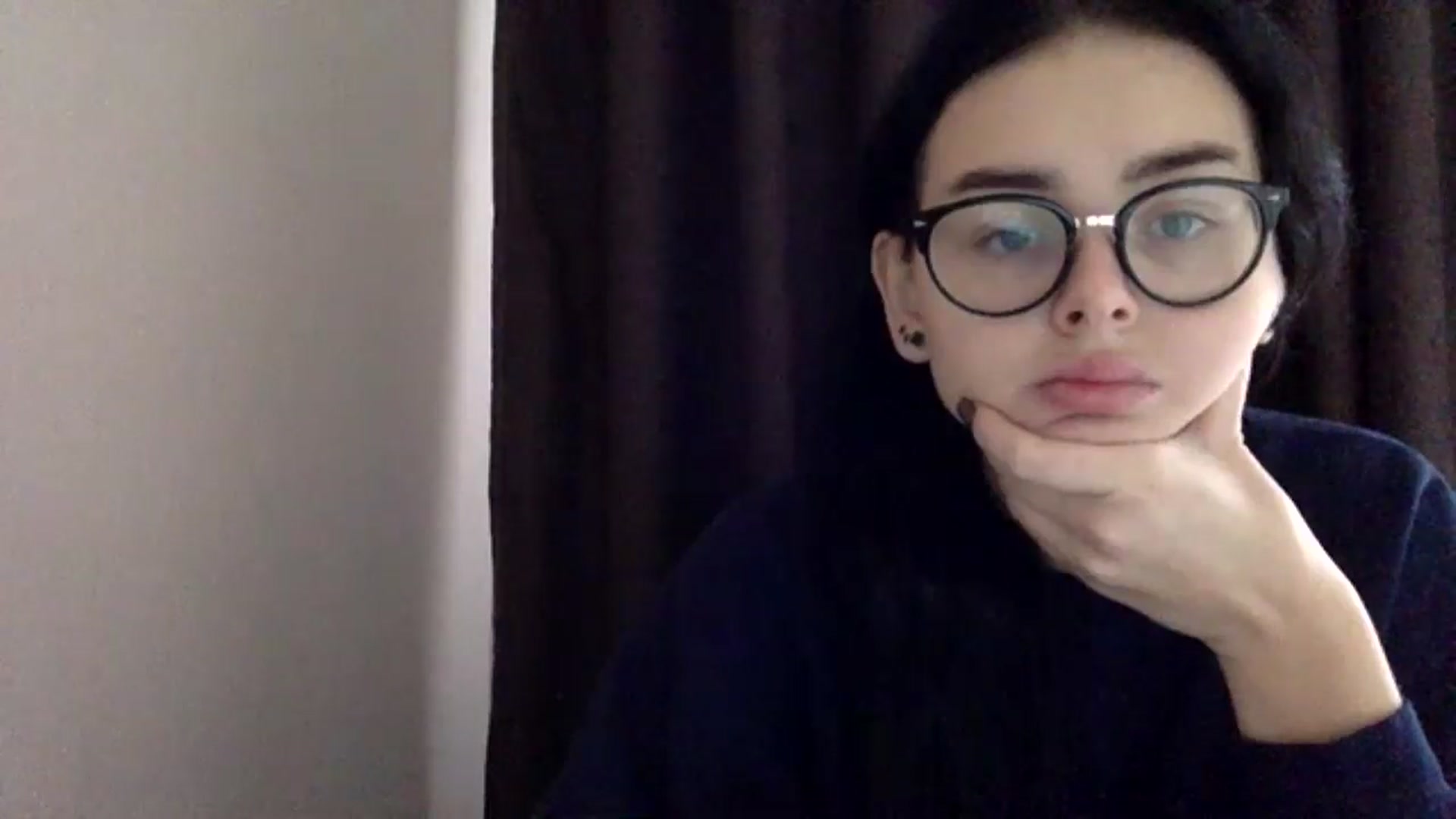 Gallery image thumbnail from EmilyJones's myfreecams stream on, 12/24/2024, 13:11 image 20 of 20