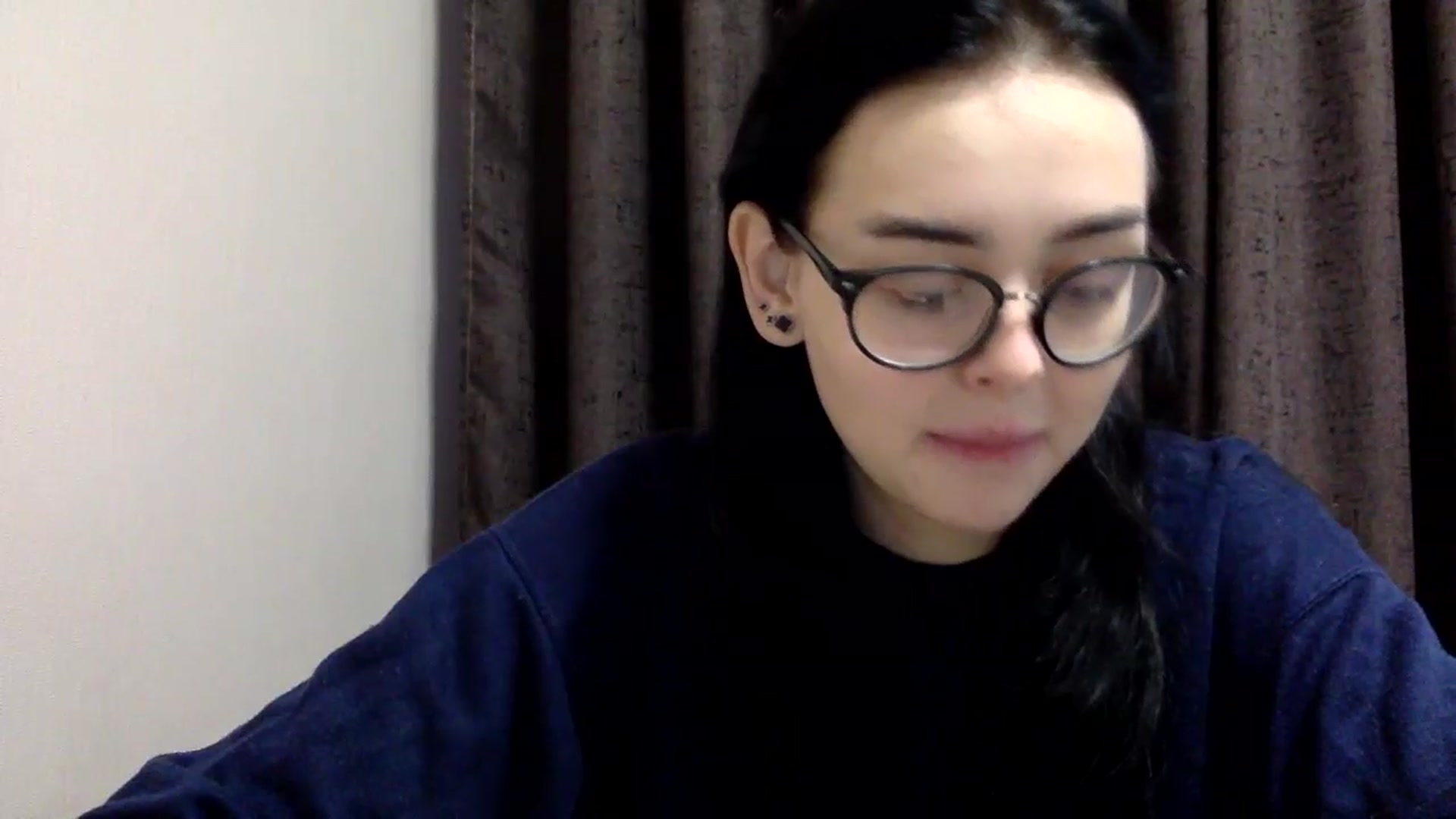 Gallery image thumbnail from EmilyJones's myfreecams stream on, 12/24/2024, 15:05 image 4 of 20