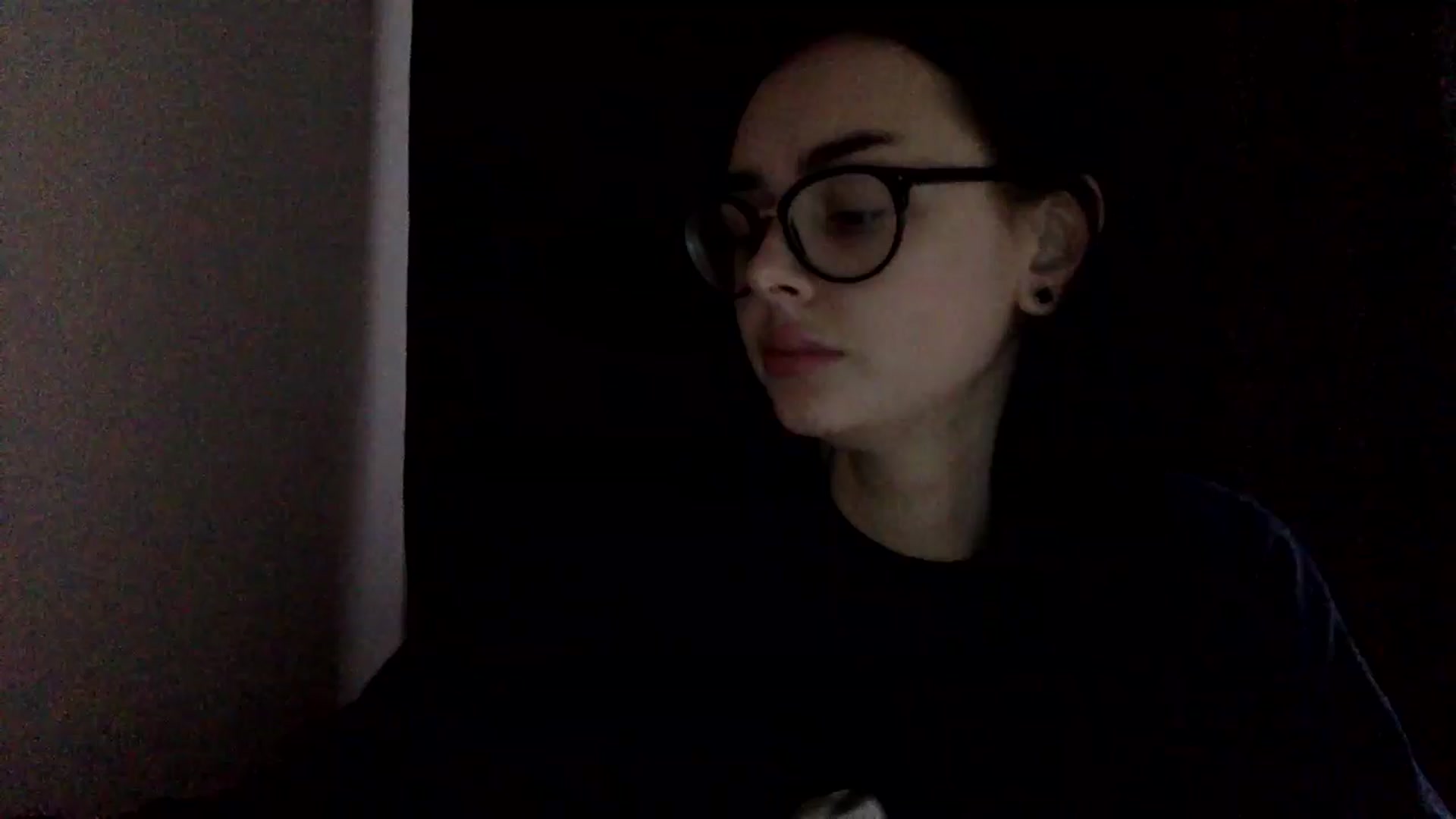 Gallery image thumbnail from EmilyJones's myfreecams stream on, 12/24/2024, 15:05 image 1 of 20