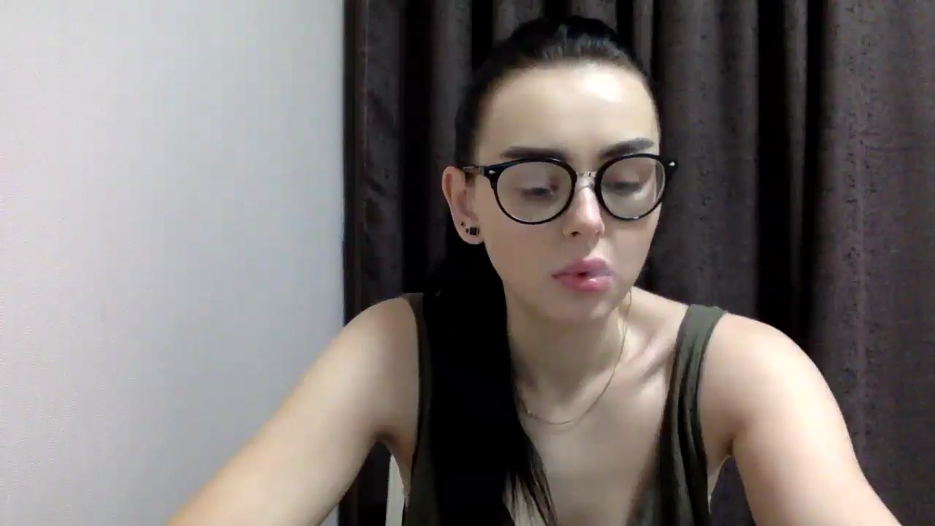 Gallery image thumbnail from EmilyJones's myfreecams stream on, 12/25/2024, 14:44 image 3 of 20