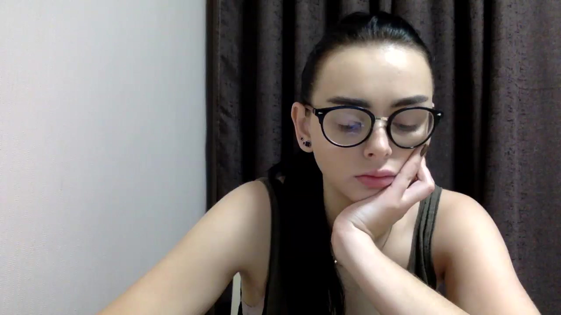 Gallery image thumbnail from EmilyJones's myfreecams stream on, 12/25/2024, 14:44 image 18 of 20