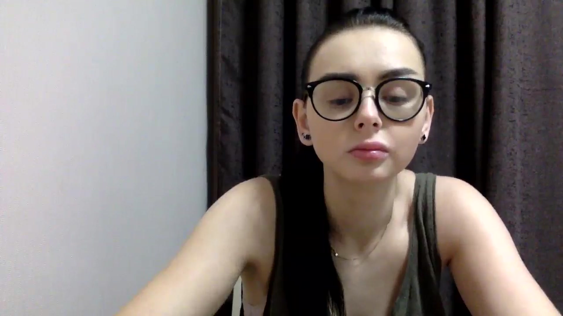 Gallery image thumbnail from EmilyJones's myfreecams stream on, 12/25/2024, 14:44 image 16 of 20