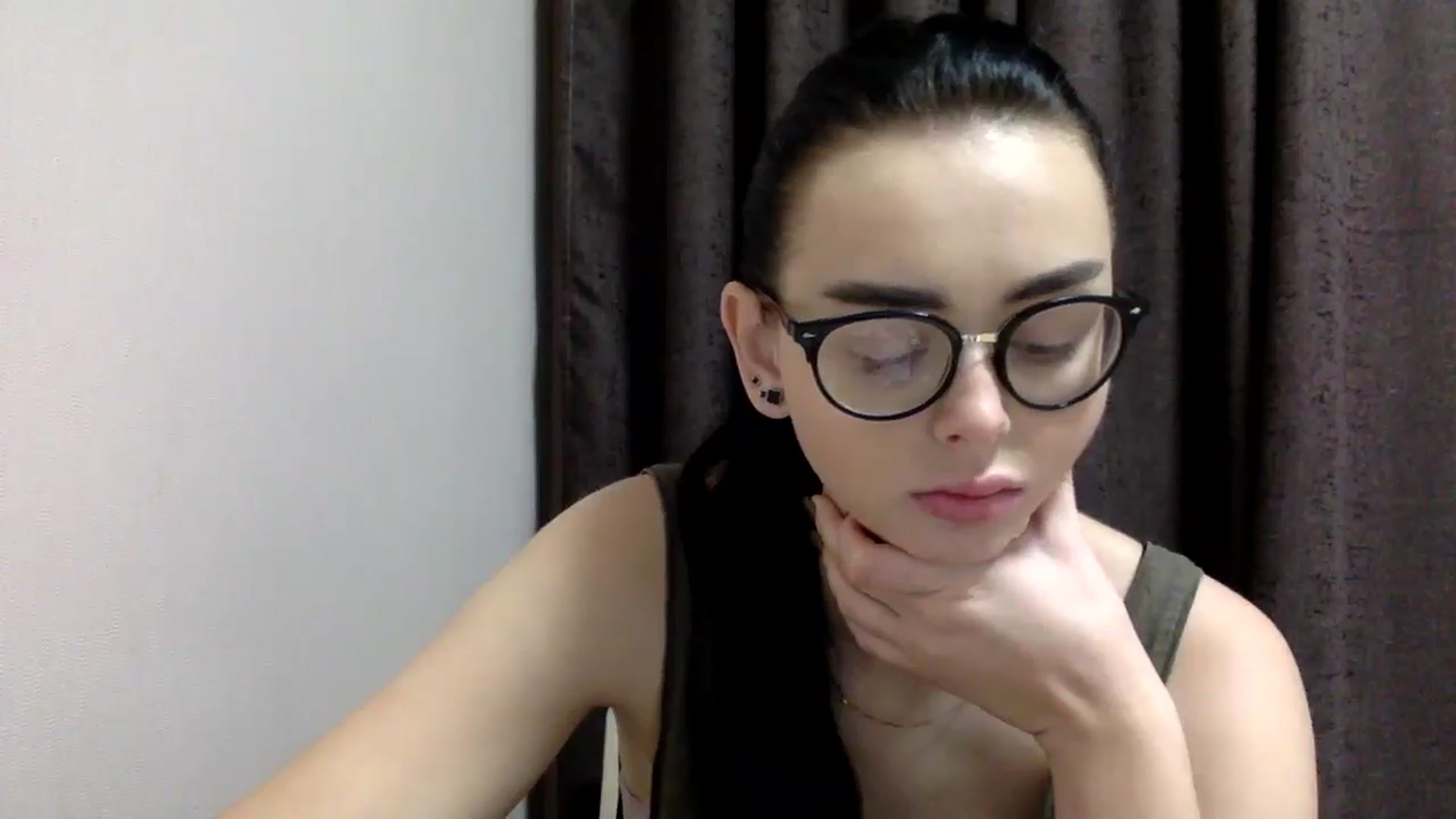 Gallery image thumbnail from EmilyJones's myfreecams stream on, 12/25/2024, 14:44 image 14 of 20