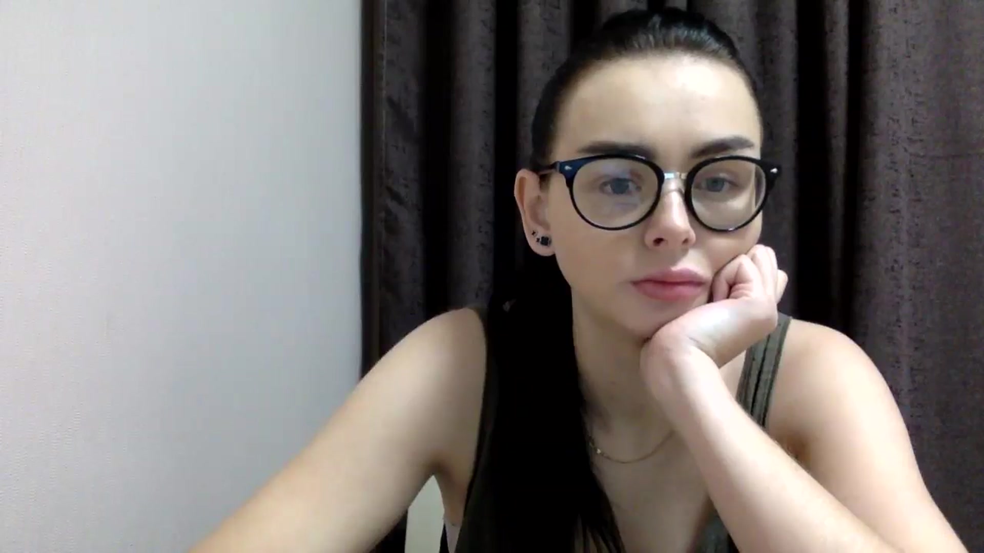 Gallery image thumbnail from EmilyJones's myfreecams stream on, 12/25/2024, 14:44 image 11 of 20