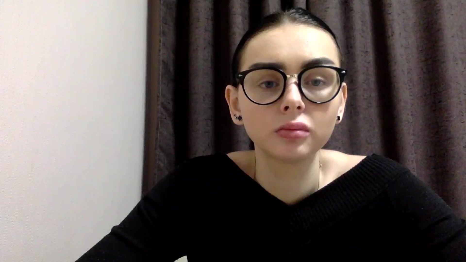 Gallery image thumbnail from EmilyJones's myfreecams stream on, 12/26/2024, 13:23 image 7 of 20