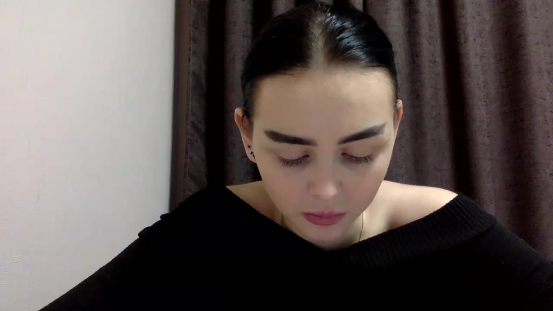 Gallery image thumbnail from EmilyJones's myfreecams stream on, 12/26/2024, 13:23 image 2 of 20