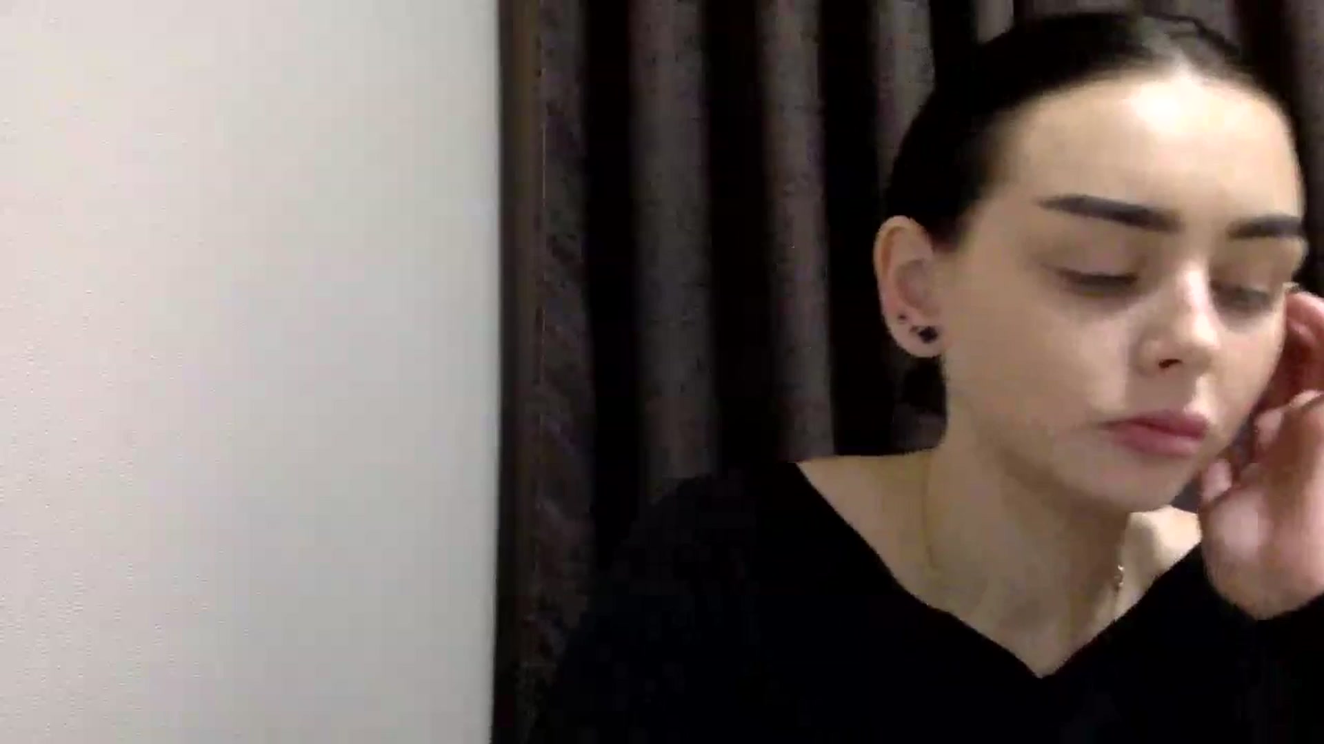 Gallery image thumbnail from EmilyJones's myfreecams stream on, 12/26/2024, 14:23 image 9 of 20