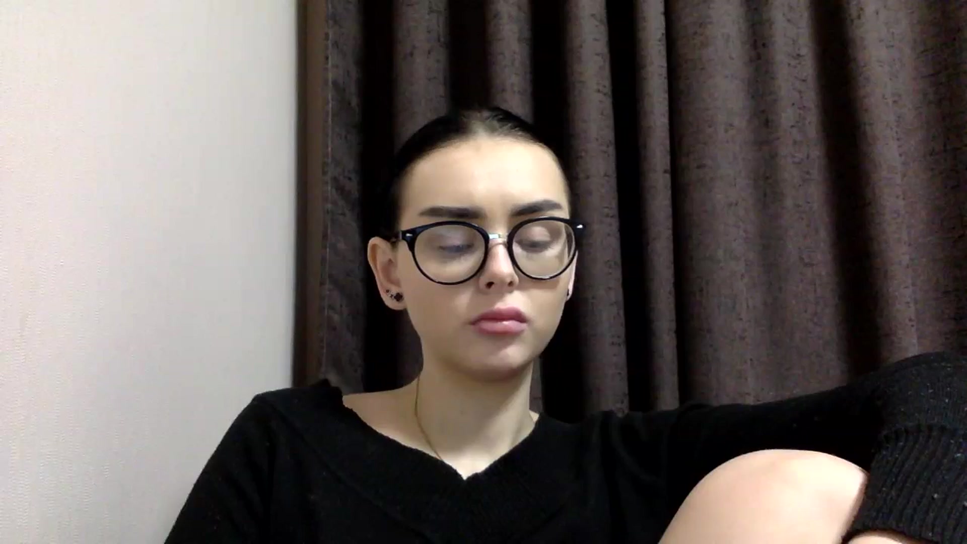 Gallery image thumbnail from EmilyJones's myfreecams stream on, 12/26/2024, 14:23 image 18 of 20