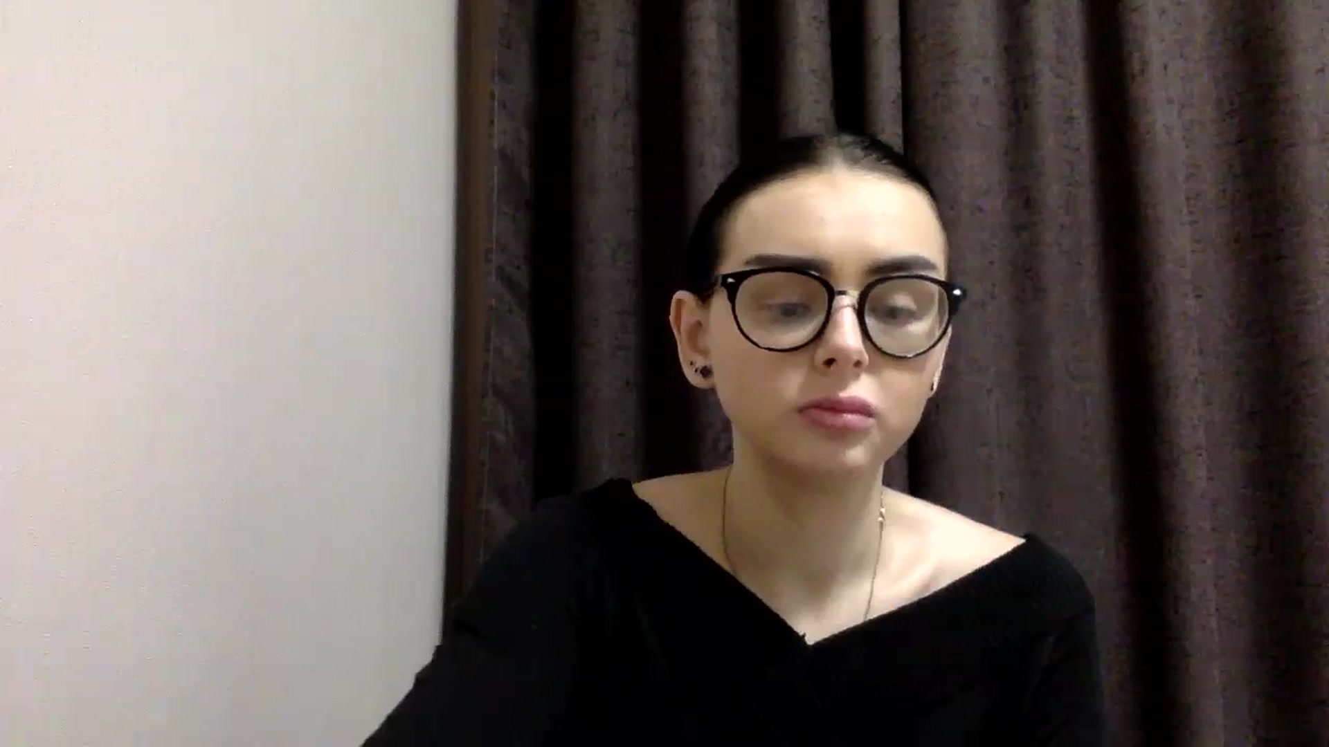 Gallery image thumbnail from EmilyJones's myfreecams stream on, 12/26/2024, 14:23 image 4 of 20