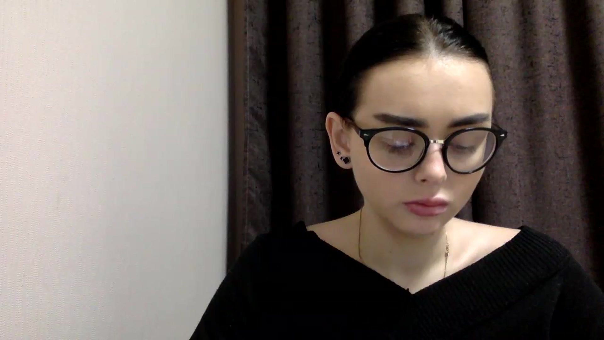 Gallery image thumbnail from EmilyJones's myfreecams stream on, 12/26/2024, 14:23 image 6 of 20