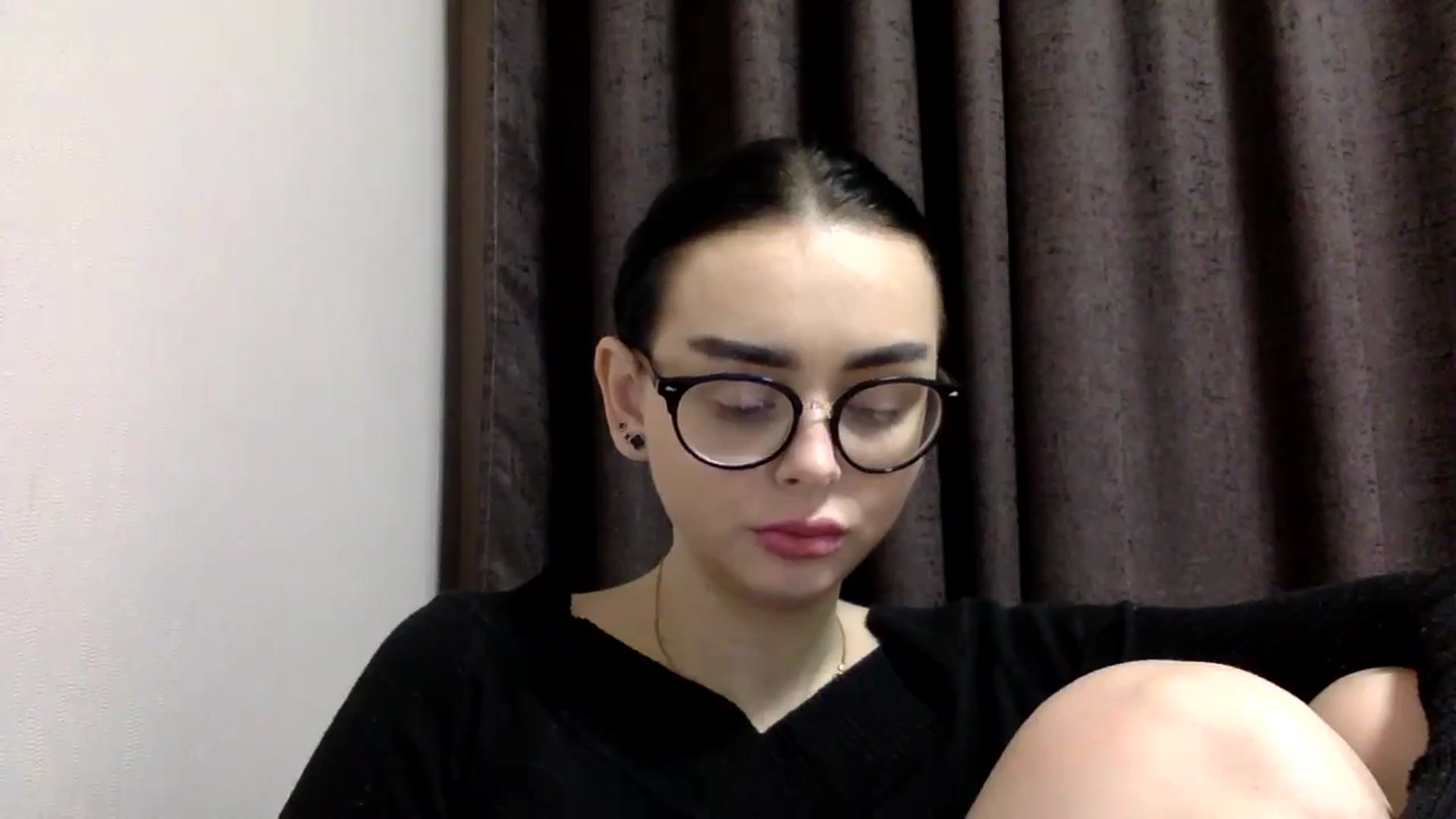 Gallery image thumbnail from EmilyJones's myfreecams stream on, 12/26/2024, 14:23 image 16 of 20