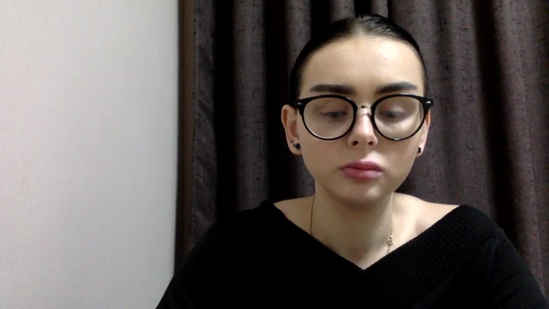 Gallery image thumbnail from EmilyJones's myfreecams stream on, 12/26/2024, 14:23 image 12 of 20