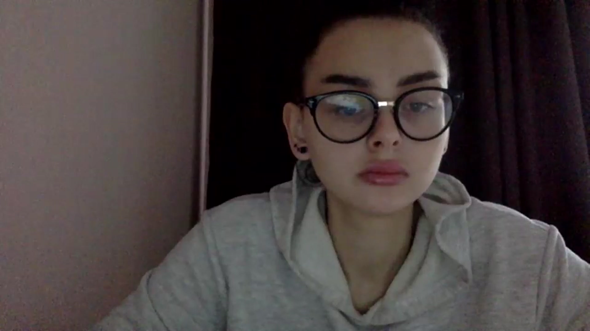 Gallery image thumbnail from EmilyJones's myfreecams stream on, 12/27/2024, 09:11 image 2 of 20