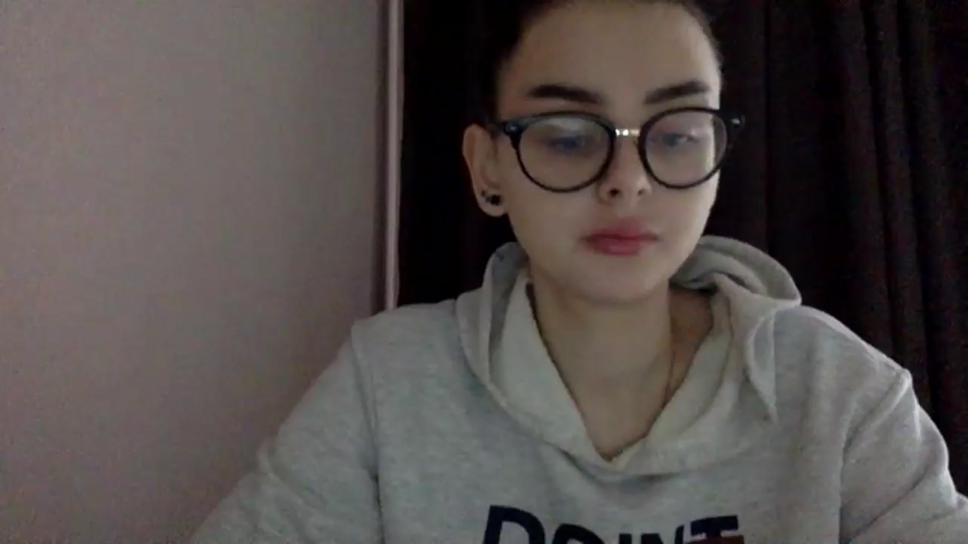Gallery image thumbnail from EmilyJones's myfreecams stream on, 12/27/2024, 09:11 image 19 of 20