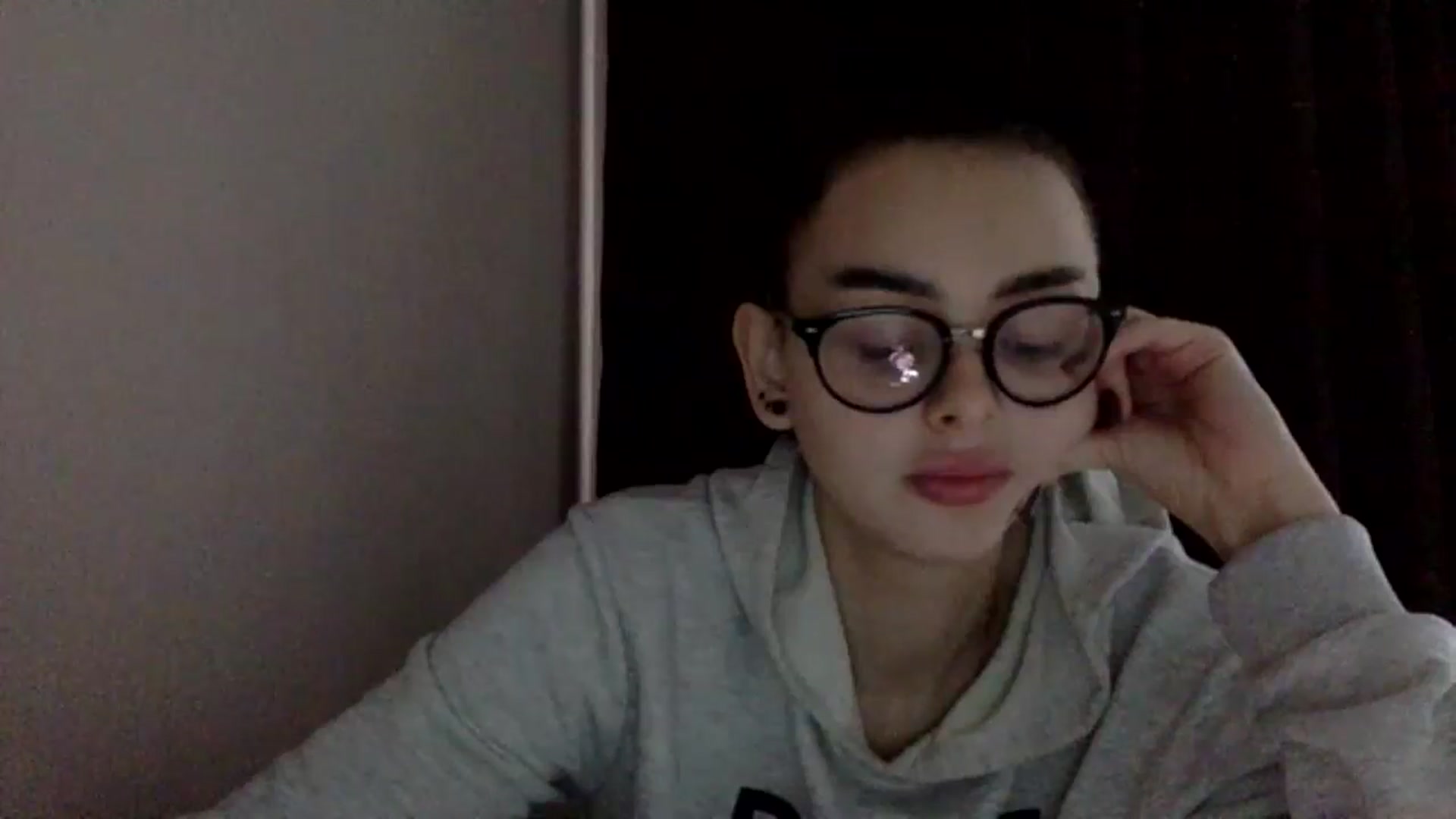 Gallery image thumbnail from EmilyJones's myfreecams stream on, 12/27/2024, 09:39 image 6 of 20