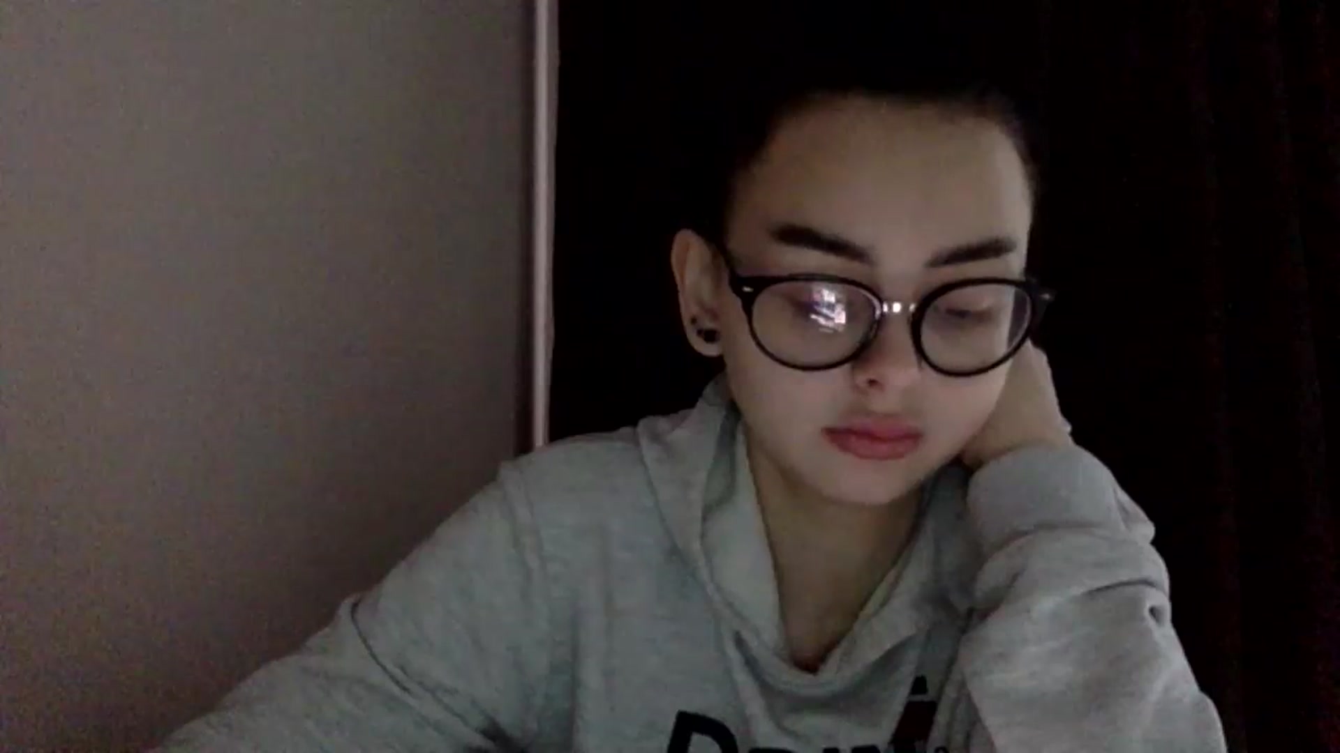 Gallery image thumbnail from EmilyJones's myfreecams stream on, 12/27/2024, 09:39 image 3 of 20