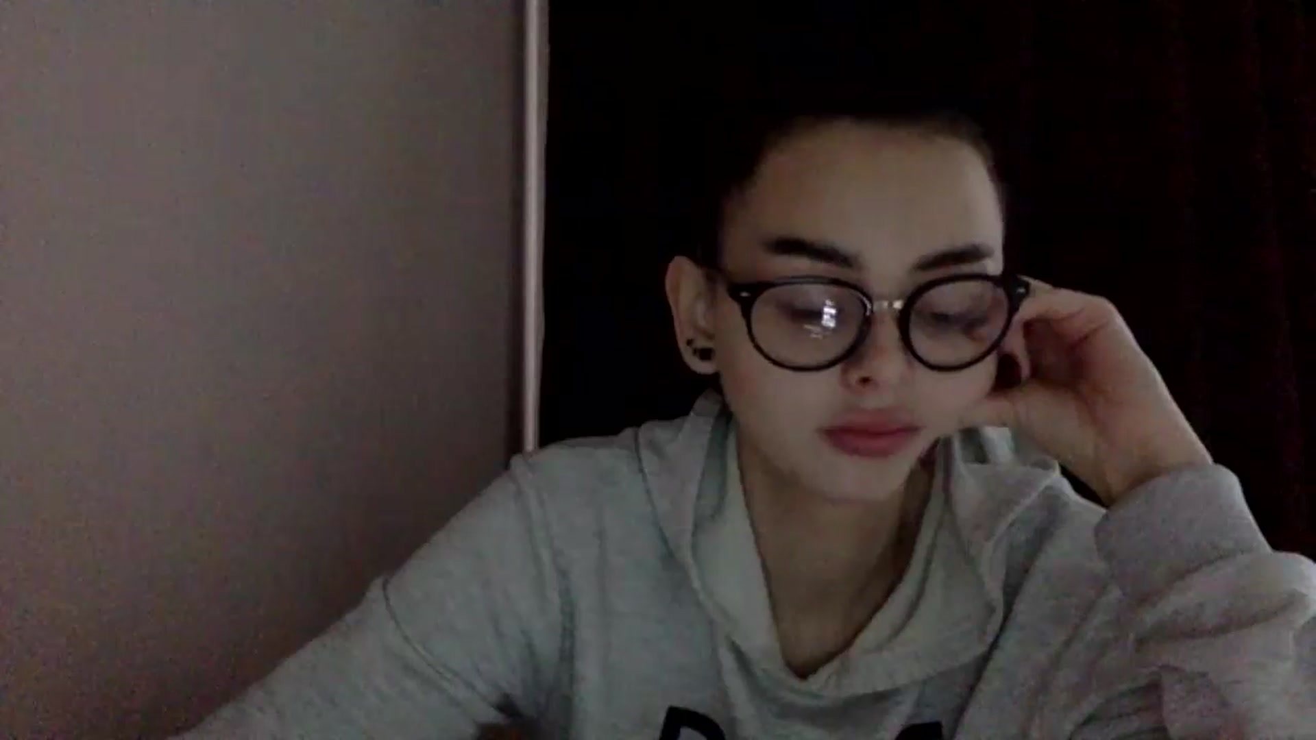 Gallery image thumbnail from EmilyJones's myfreecams stream on, 12/27/2024, 09:39 image 5 of 20