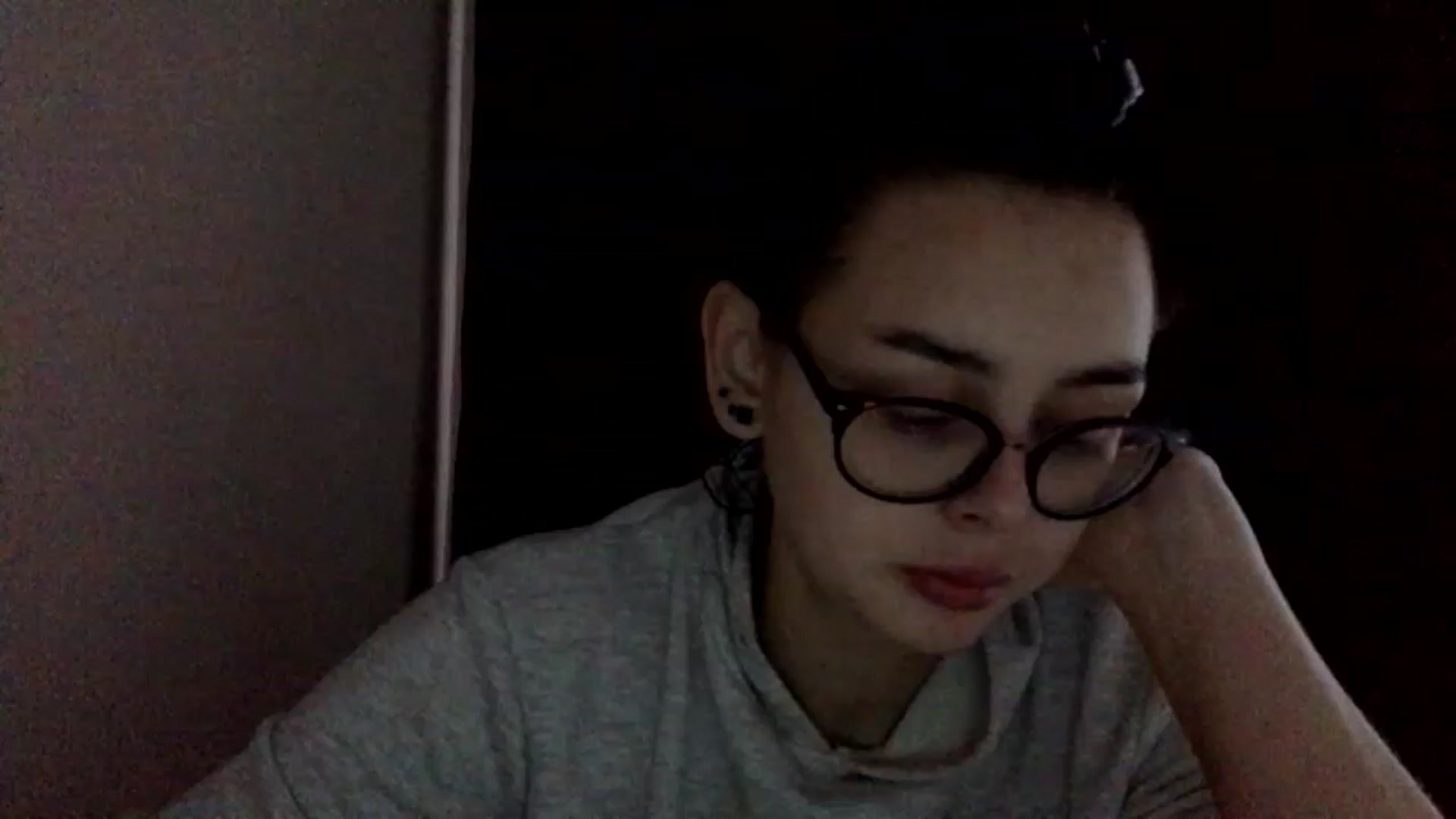 Gallery image thumbnail from EmilyJones's myfreecams stream on, 12/27/2024, 12:00 image 12 of 20