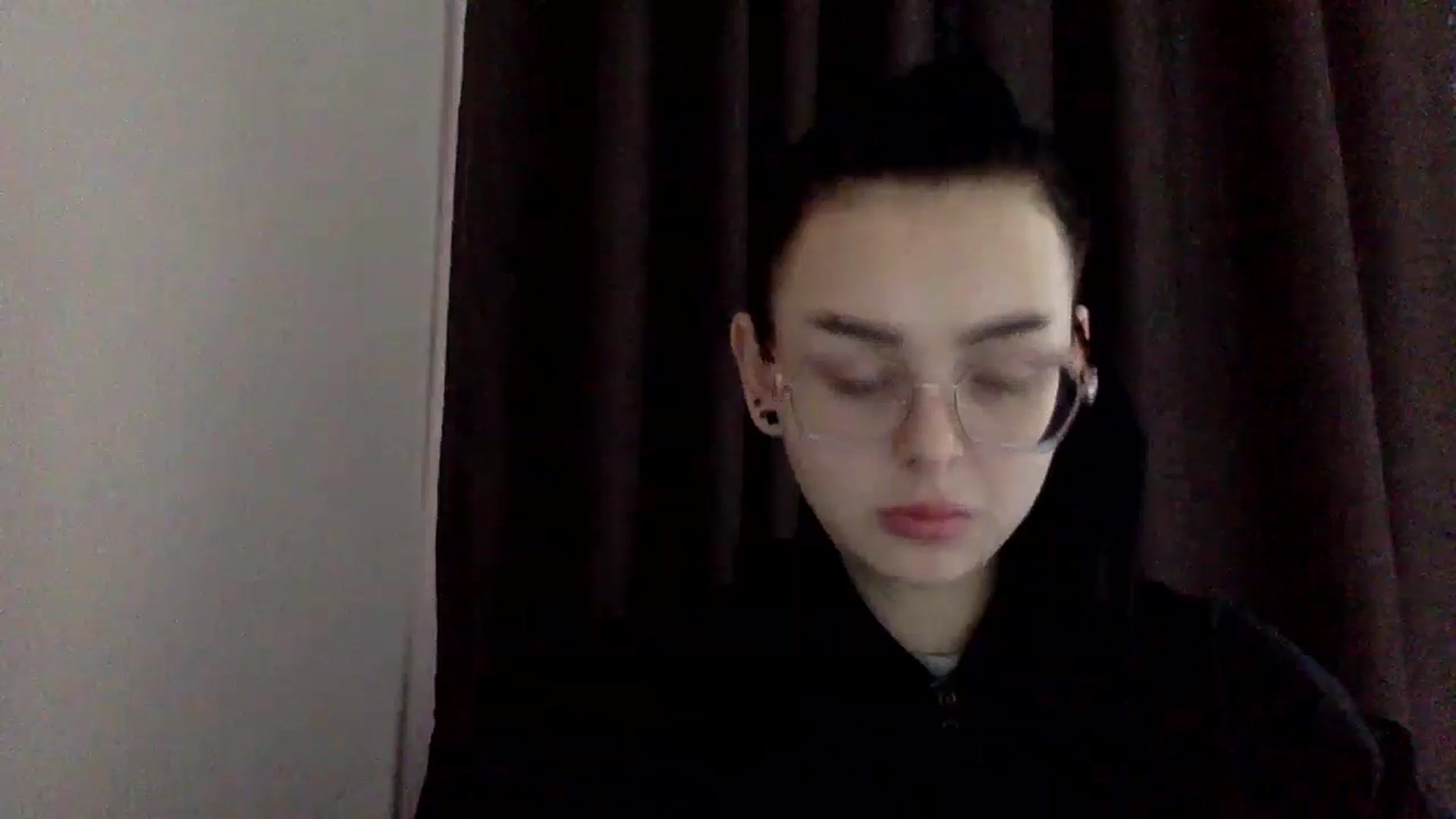 Gallery image thumbnail from EmilyJones's myfreecams stream on, 01/09/2025, 13:24 image 11 of 20
