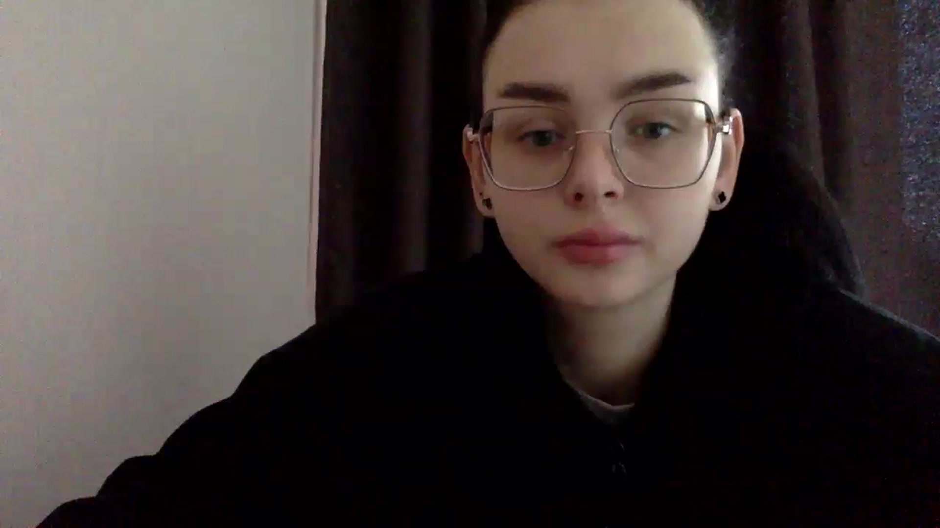 Gallery image thumbnail from EmilyJones's myfreecams stream on, 01/09/2025, 13:24 image 15 of 20