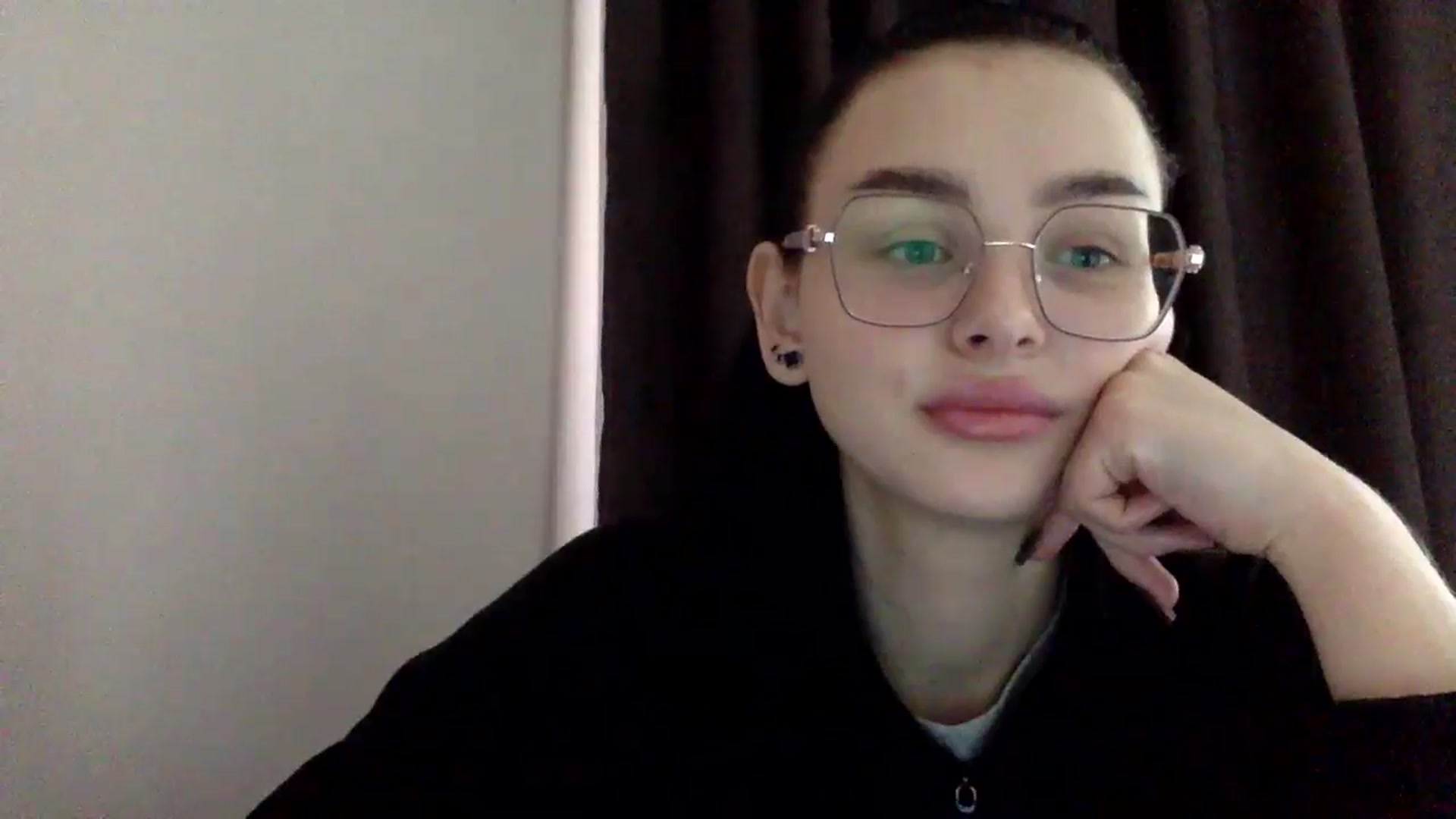 Gallery image thumbnail from EmilyJones's myfreecams stream on, 01/09/2025, 13:24 image 19 of 20